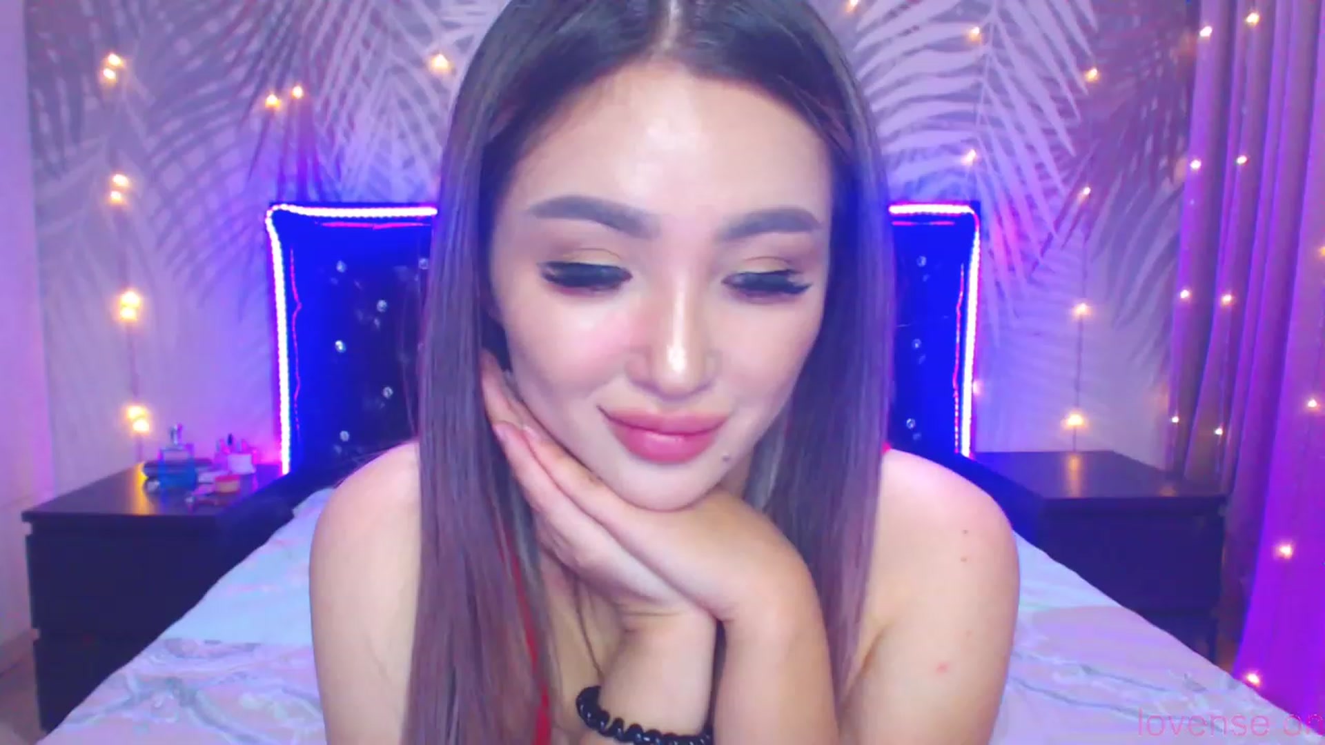 Gallery image thumbnail from MiraKyong's myfreecams stream on, 11/16/2023, 04:16 image 5 of 20