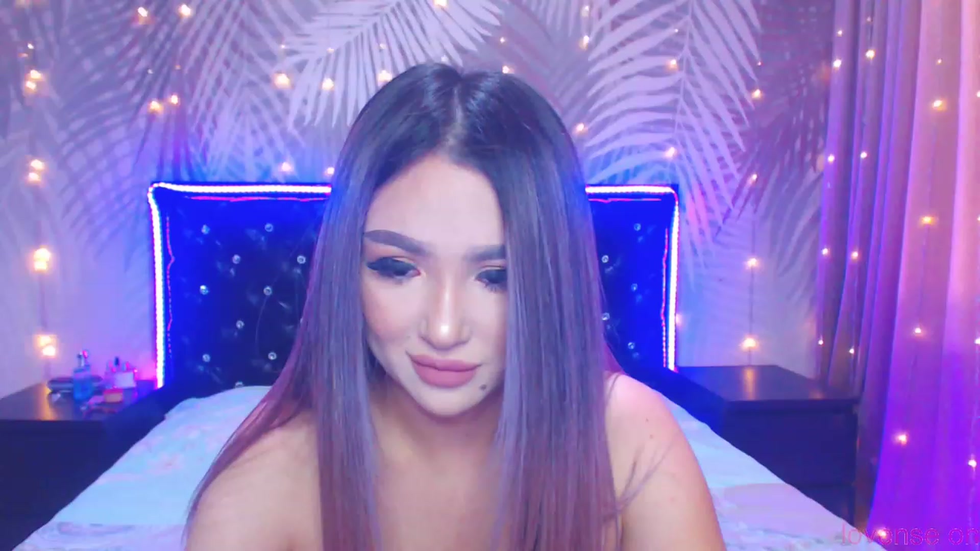 Gallery image thumbnail from MiraKyong's myfreecams stream on, 11/17/2023, 07:22 image 13 of 20
