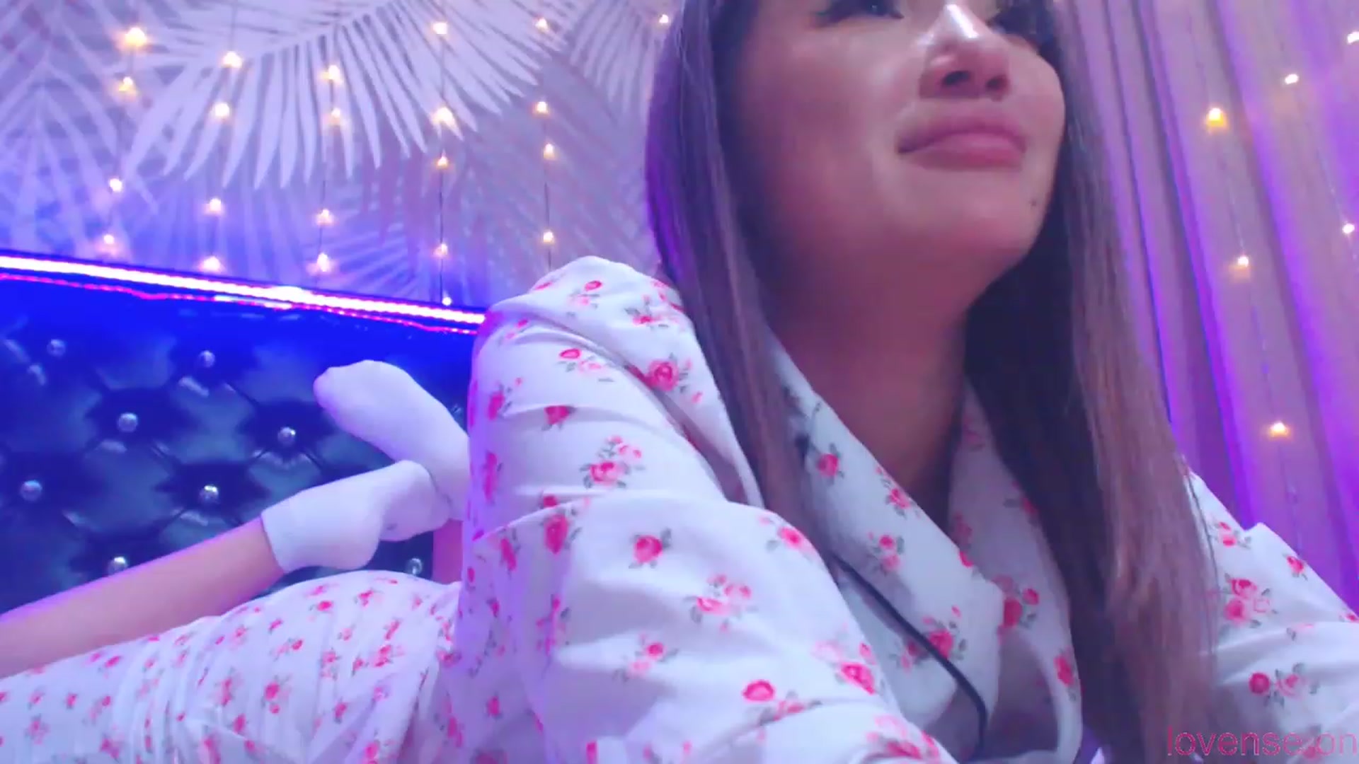 Gallery image thumbnail from MiraKyong's myfreecams stream on, 11/18/2023, 02:30 image 13 of 20
