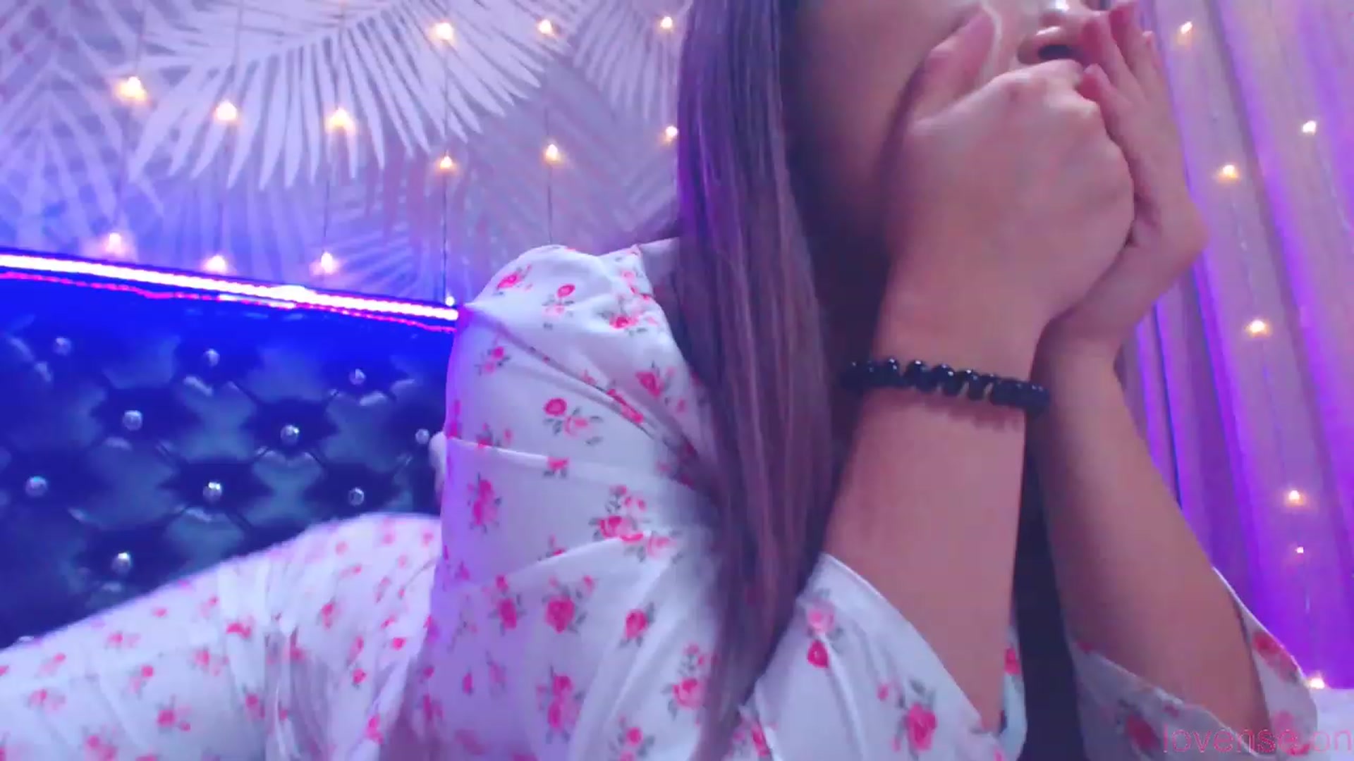 Gallery image thumbnail from MiraKyong's myfreecams stream on, 11/18/2023, 02:30 image 11 of 20
