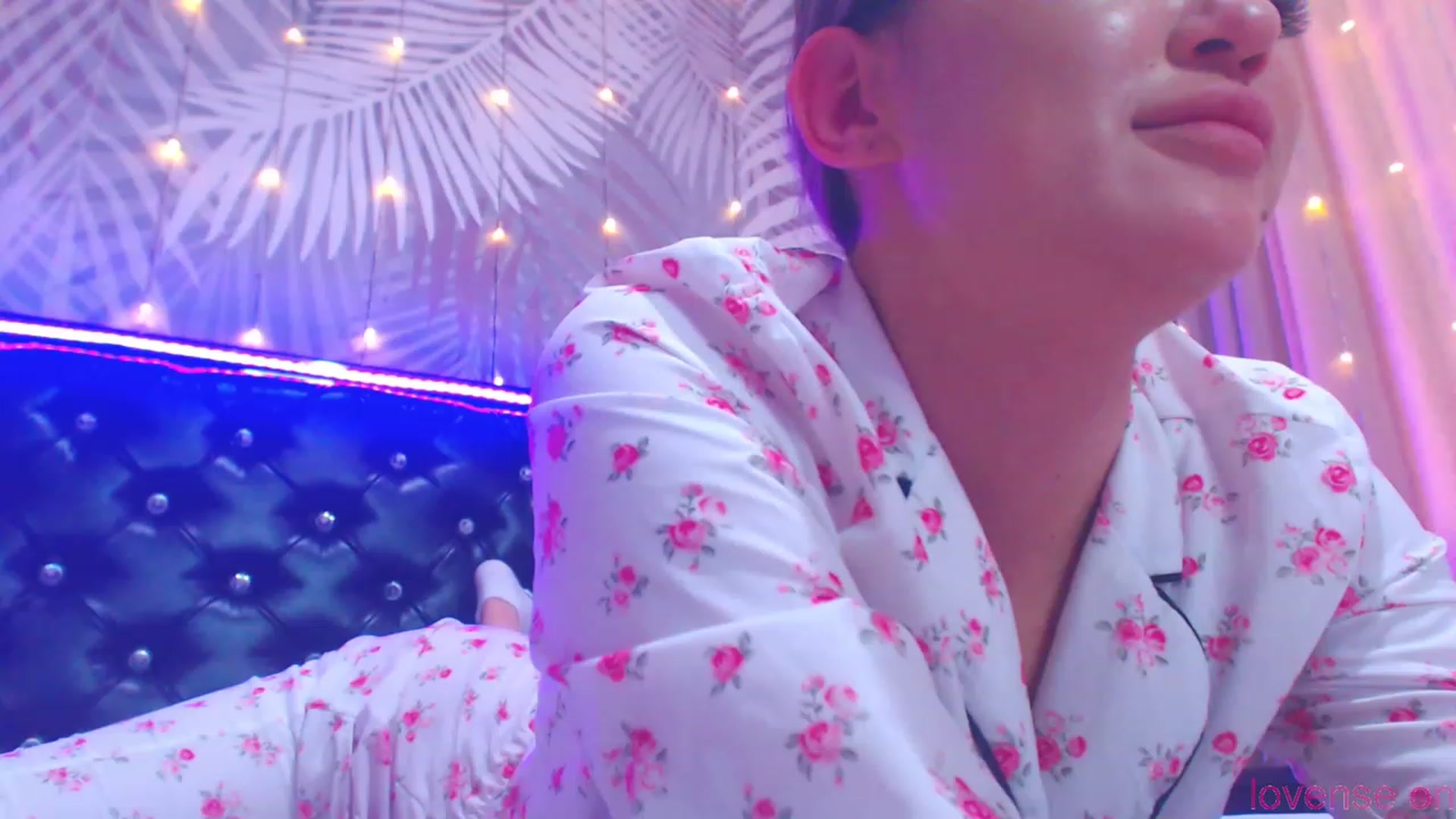 Gallery image thumbnail from MiraKyong's myfreecams stream on, 11/18/2023, 07:06 image 13 of 20