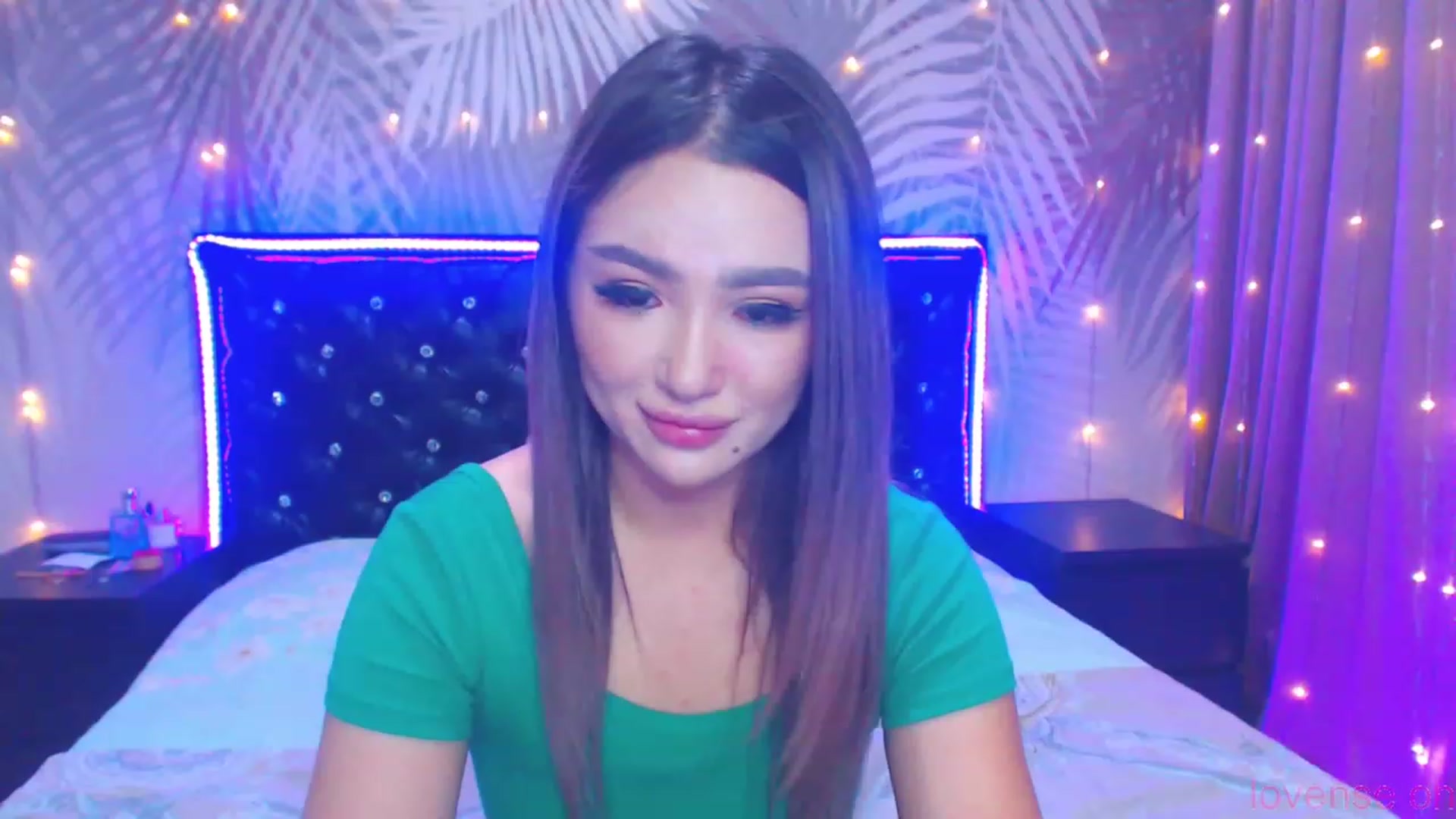 Gallery image thumbnail from MiraKyong's myfreecams stream on, 11/19/2023, 02:08 image 11 of 20