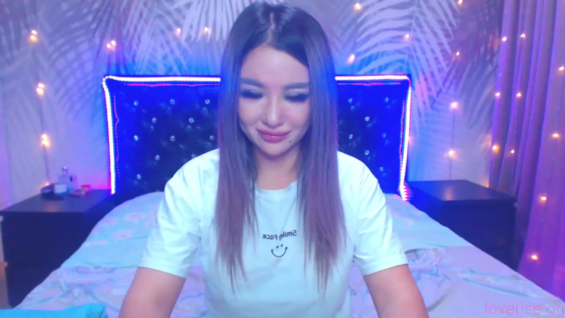 Gallery image thumbnail from MiraKyong's myfreecams stream on, 11/21/2023, 02:32 image 5 of 20