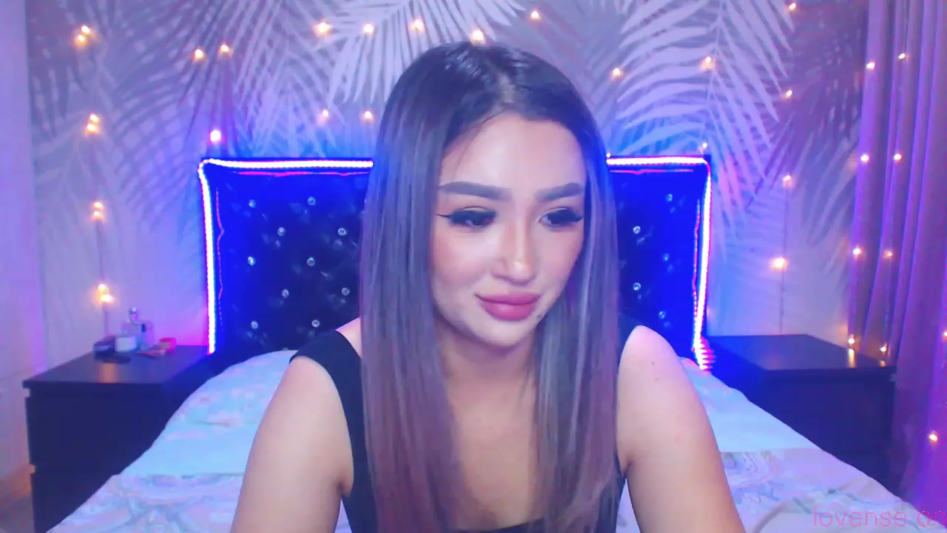 Gallery image thumbnail from MiraKyong's myfreecams stream on, 11/22/2023, 02:01 image 3 of 20