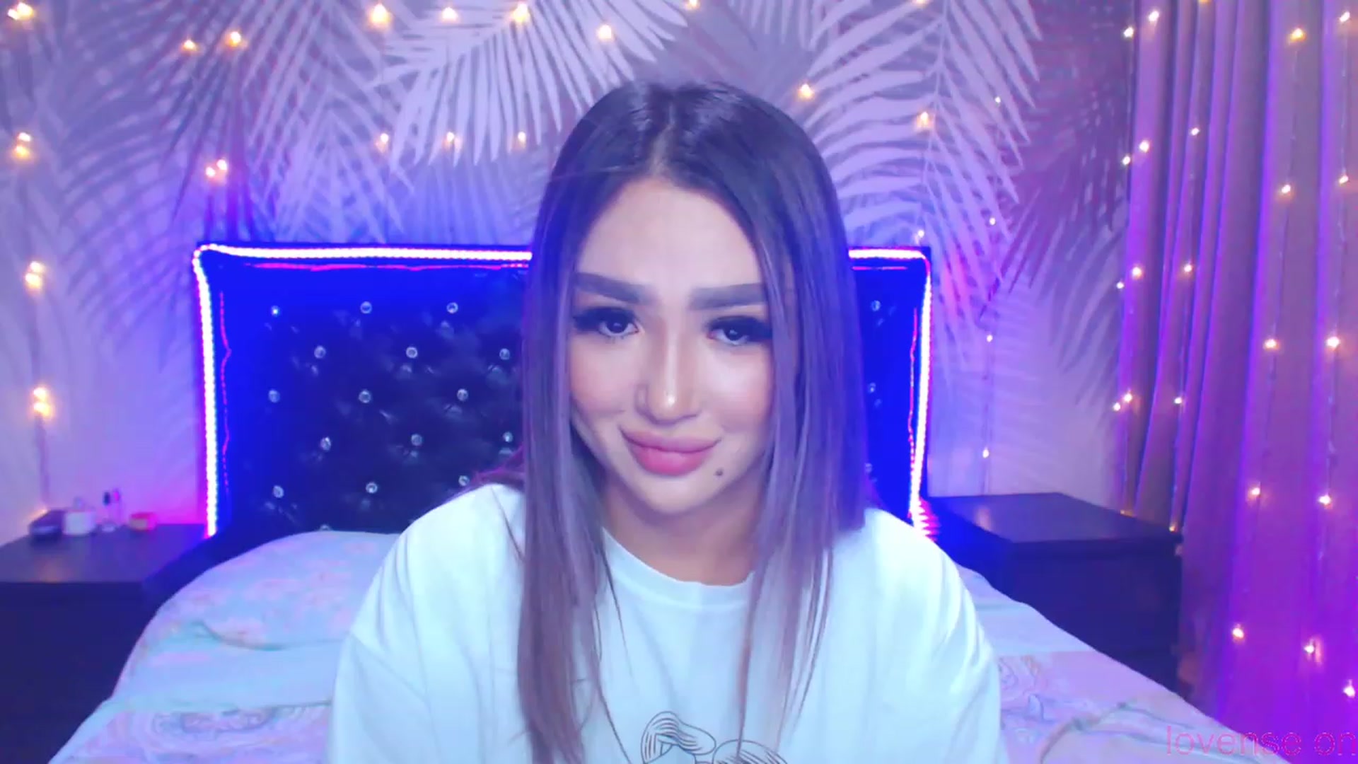 Gallery image thumbnail from MiraKyong's myfreecams stream on, 11/24/2023, 02:22 image 1 of 20