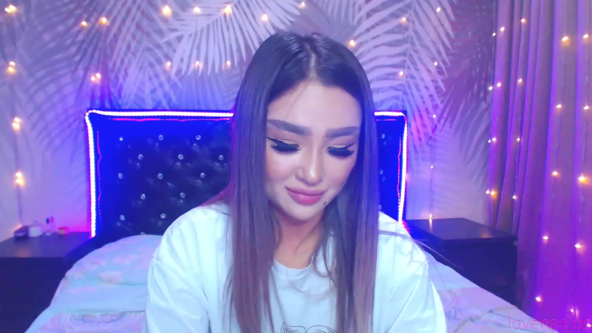Gallery image thumbnail from MiraKyong's myfreecams stream on, 11/24/2023, 02:22 image 6 of 20