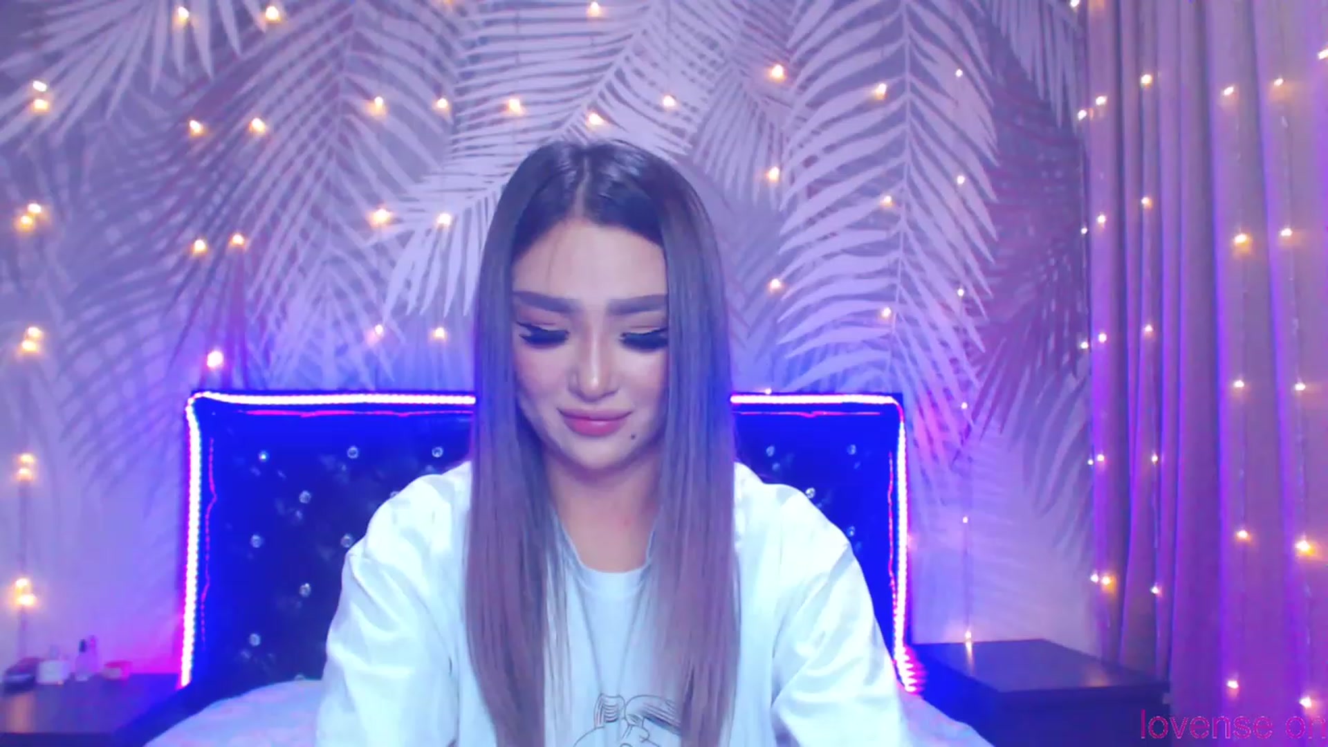 Gallery image thumbnail from MiraKyong's myfreecams stream on, 11/24/2023, 02:22 image 14 of 20