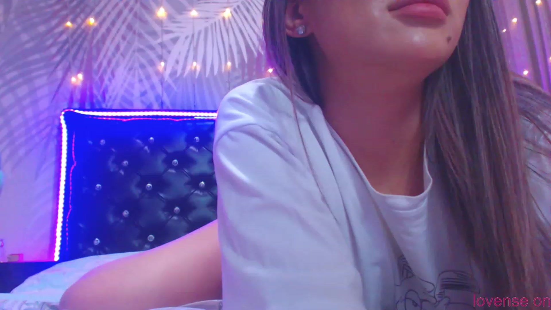 Gallery image thumbnail from MiraKyong's myfreecams stream on, 11/24/2023, 07:02 image 19 of 20