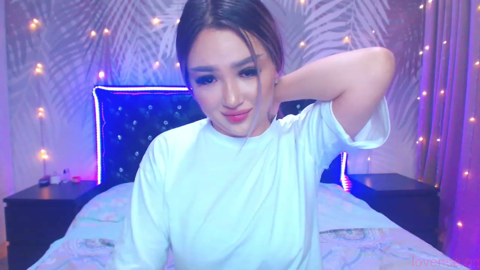 Gallery image thumbnail from MiraKyong's myfreecams stream on, 11/25/2023, 01:37 image 2 of 20