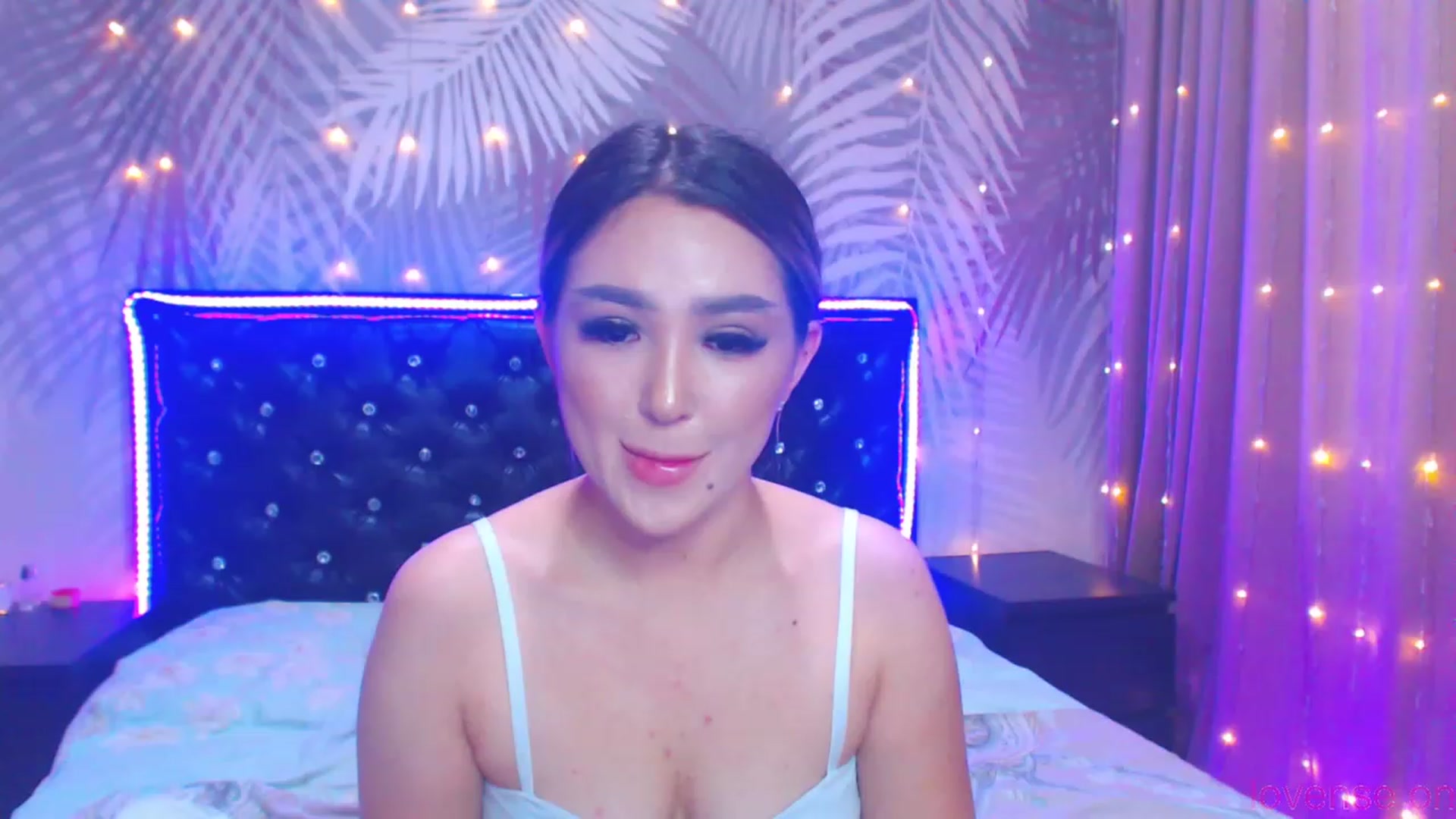 Gallery image thumbnail from MiraKyong's myfreecams stream on, 11/25/2023, 04:00 image 13 of 20