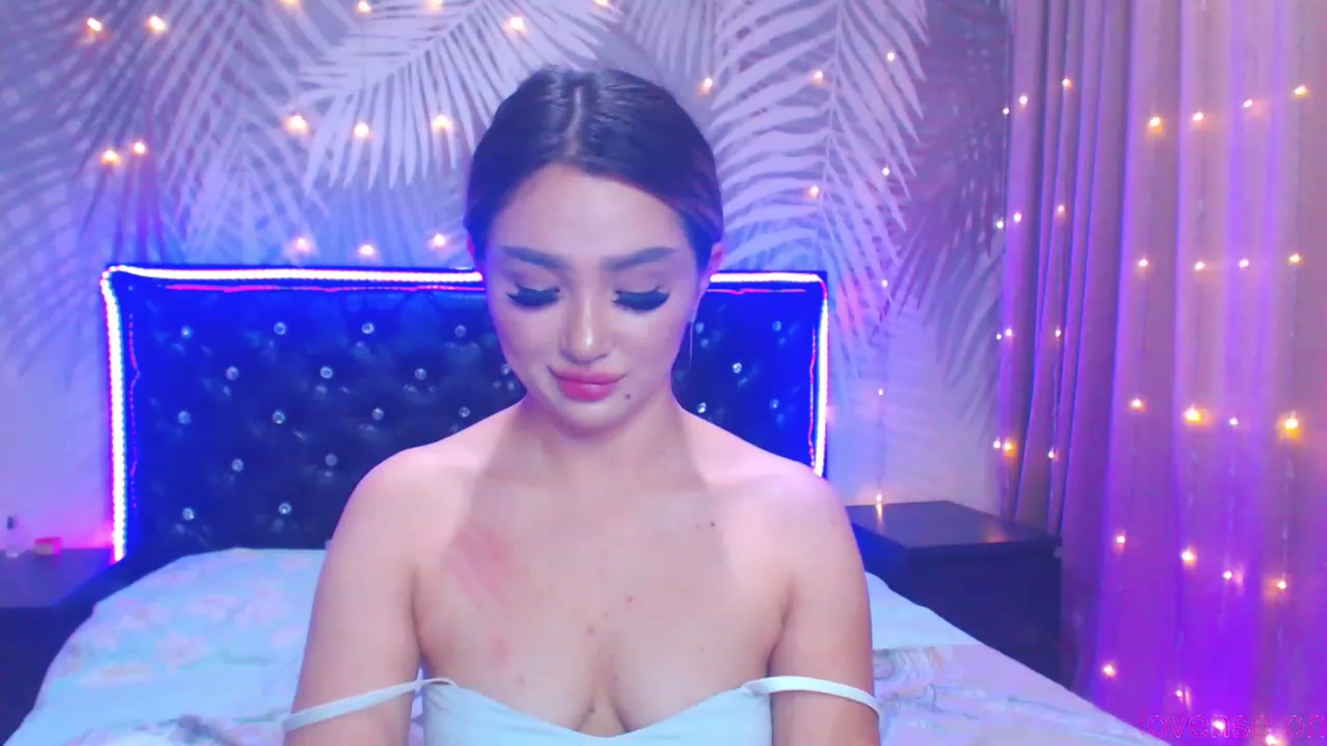 Gallery image thumbnail from MiraKyong's myfreecams stream on, 11/25/2023, 04:19 image 9 of 20