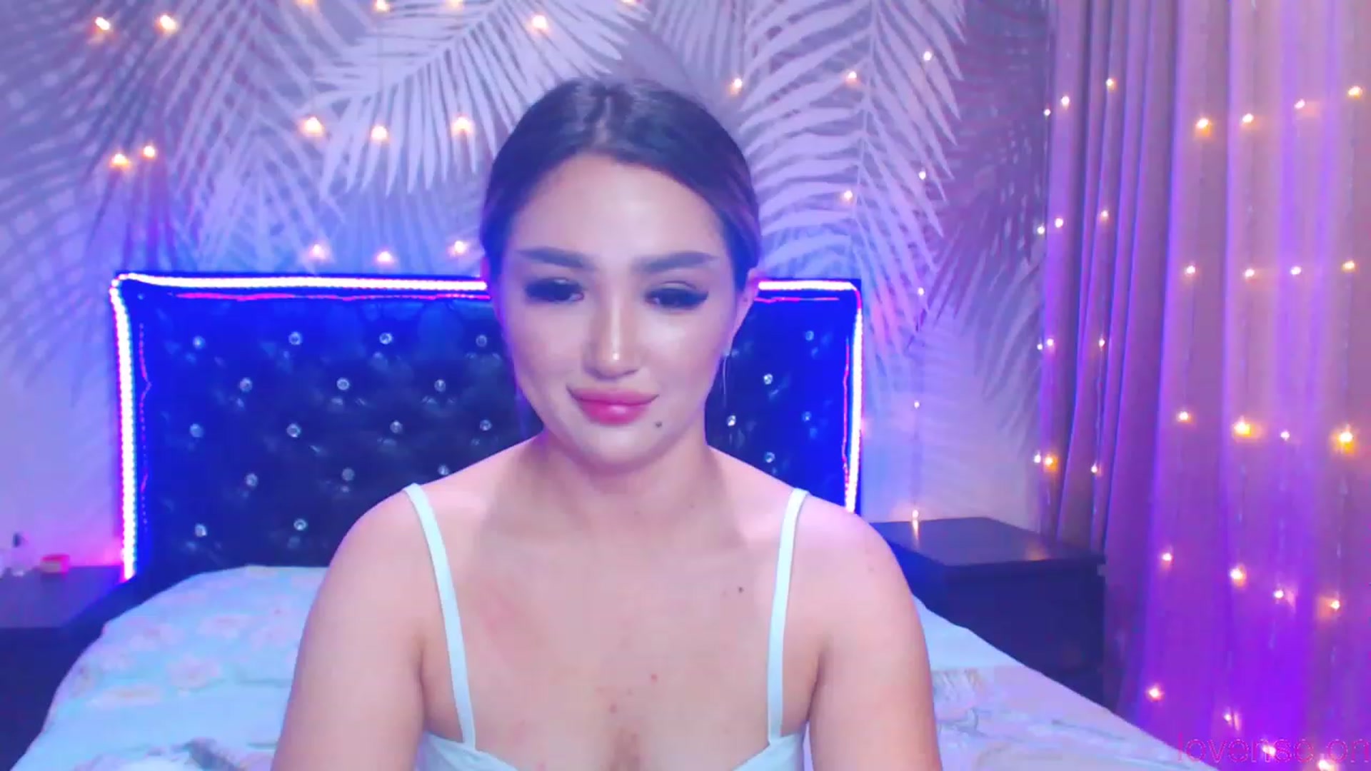 Gallery image thumbnail from MiraKyong's myfreecams stream on, 11/25/2023, 04:19 image 15 of 20