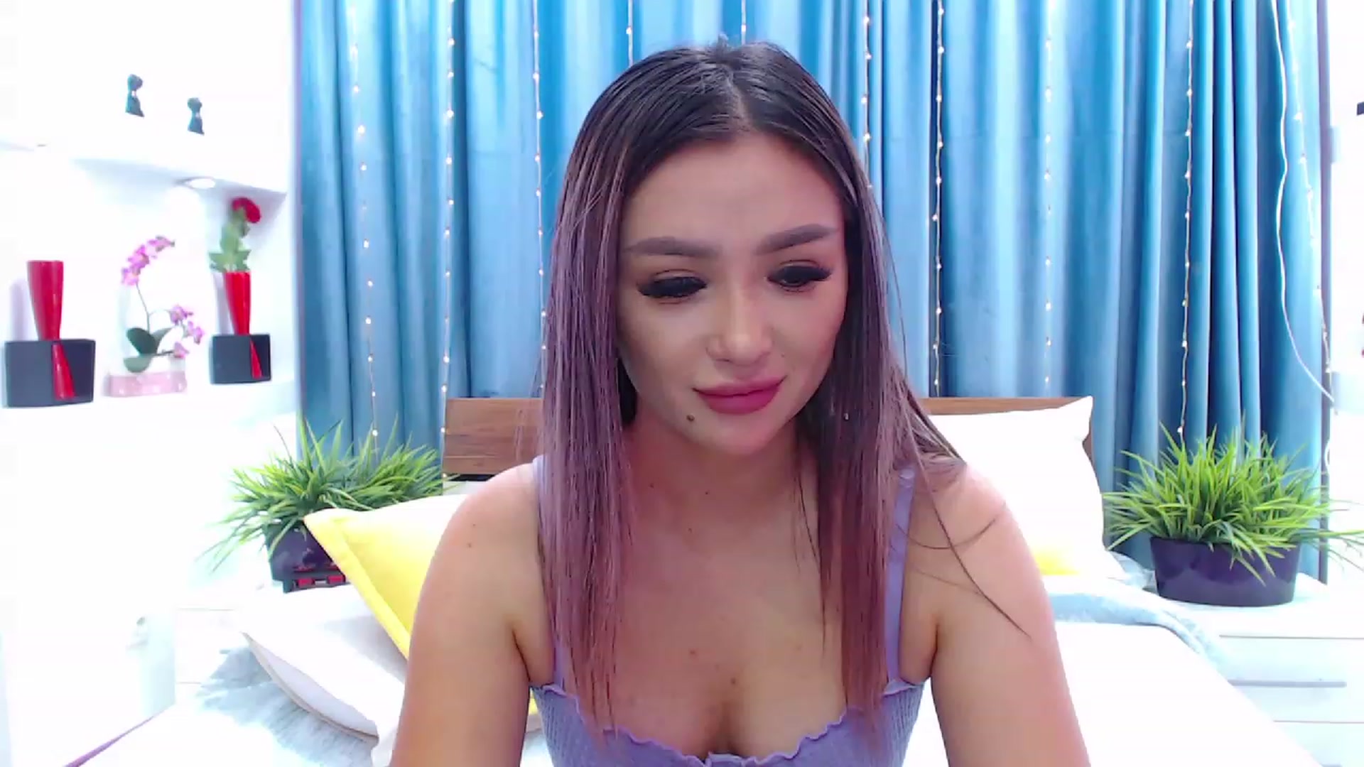 Gallery image thumbnail from MiraKyong's myfreecams stream on, 11/28/2023, 05:32 image 5 of 20