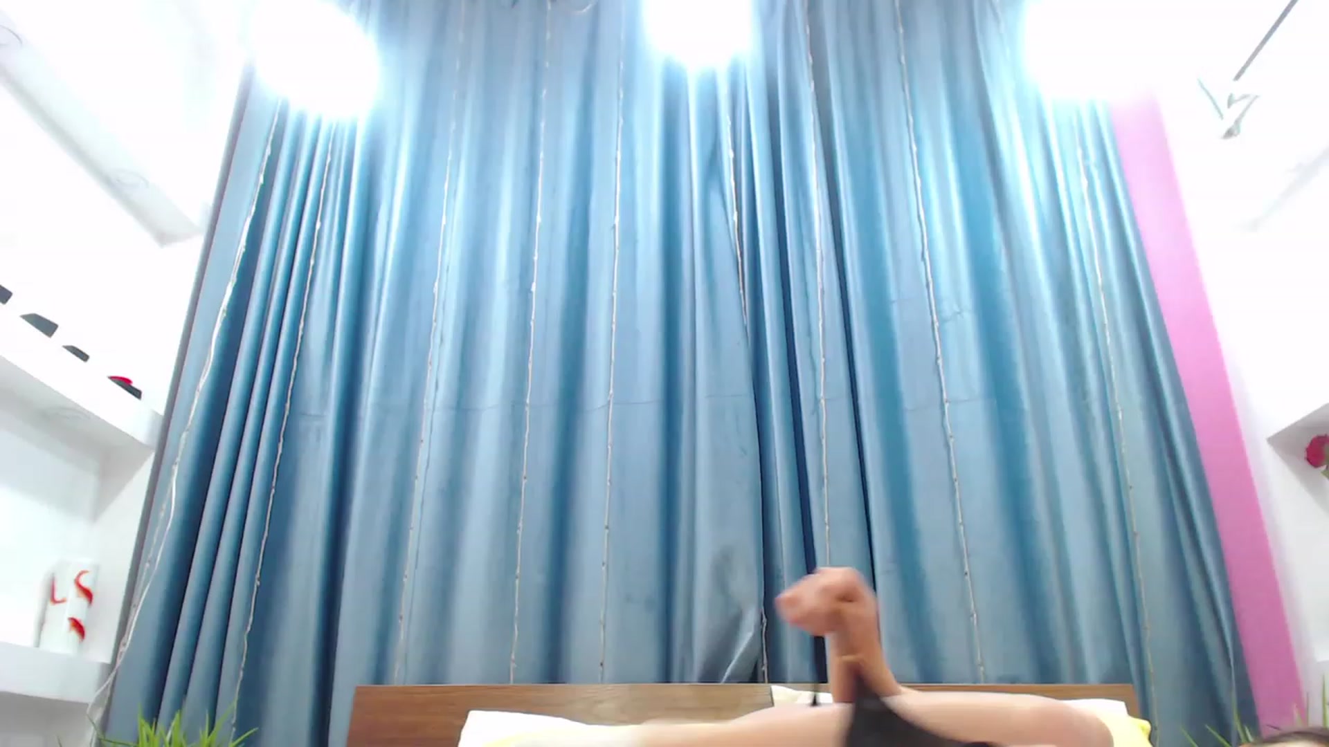 Gallery image thumbnail from MiraKyong's myfreecams stream on, 12/12/2023, 07:04 image 5 of 20