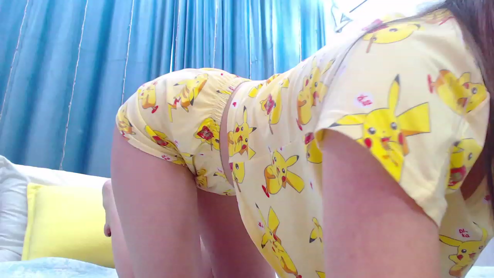 Gallery image thumbnail from MiraKyong's myfreecams stream on, 12/13/2023, 07:12 image 15 of 20