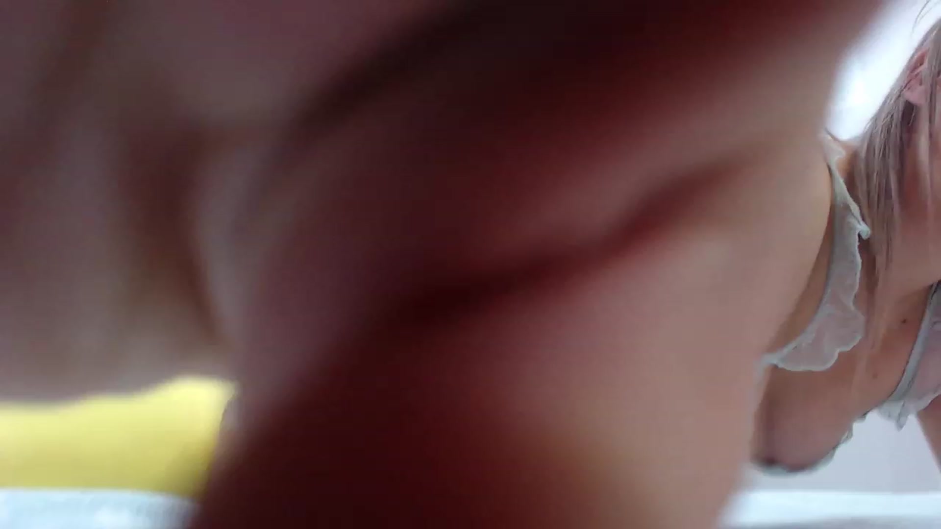 Gallery image thumbnail from MiraKyong's myfreecams stream on, 12/14/2023, 07:01 image 4 of 20