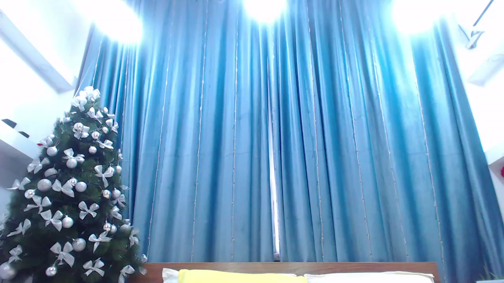 Gallery image thumbnail from MiraKyong's myfreecams stream on, 12/15/2023, 07:05 image 6 of 20