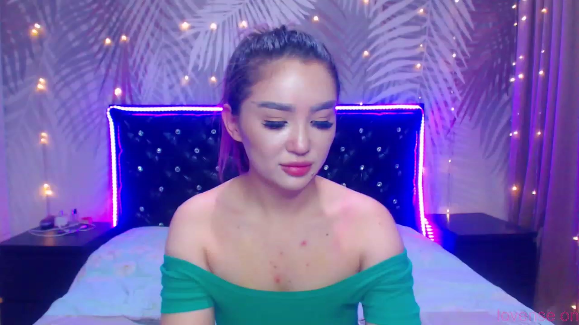 Gallery image thumbnail from MiraKyong's myfreecams stream on, 12/21/2023, 02:16 image 2 of 20