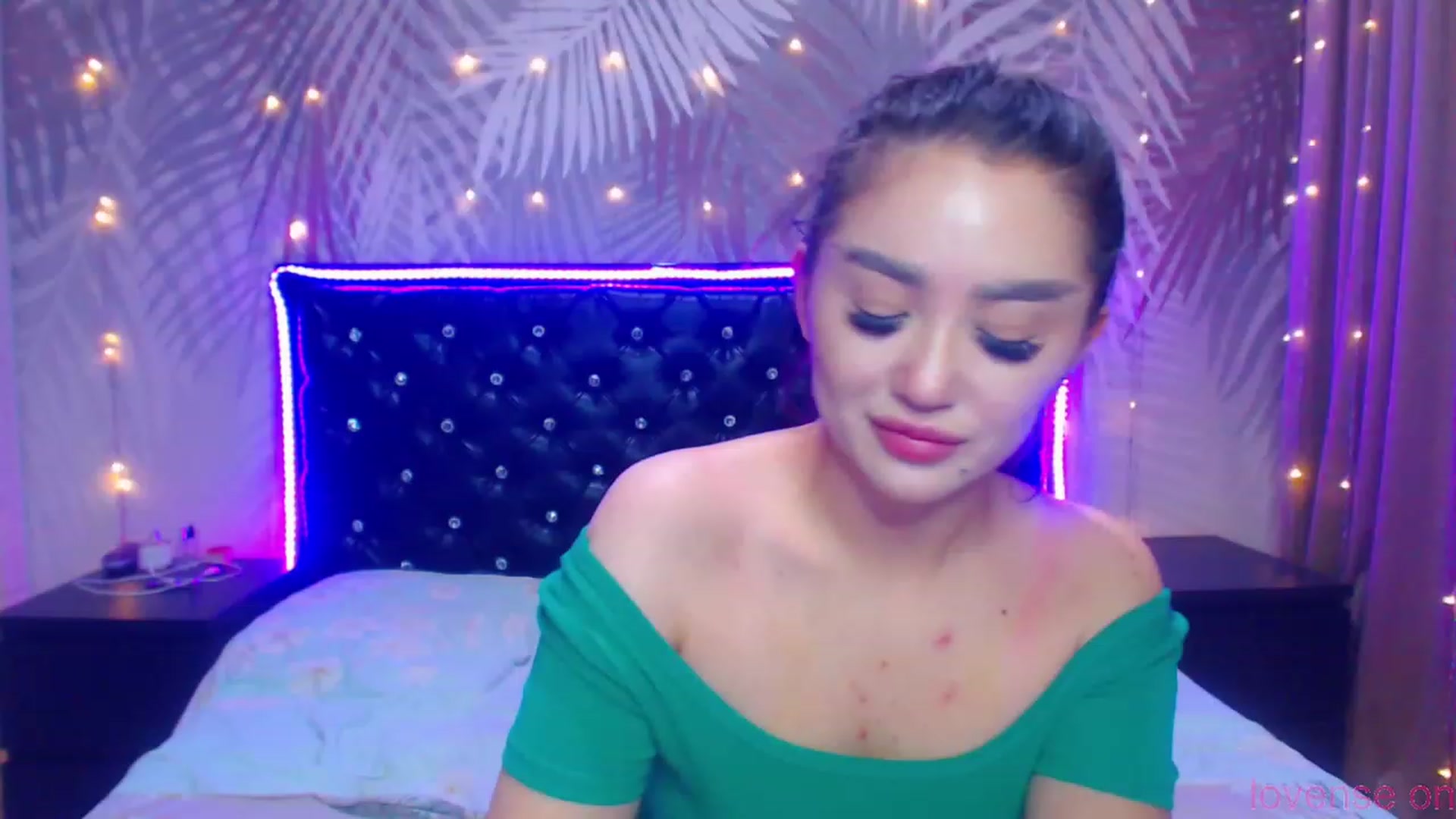 Gallery image thumbnail from MiraKyong's myfreecams stream on, 12/21/2023, 02:16 image 8 of 20