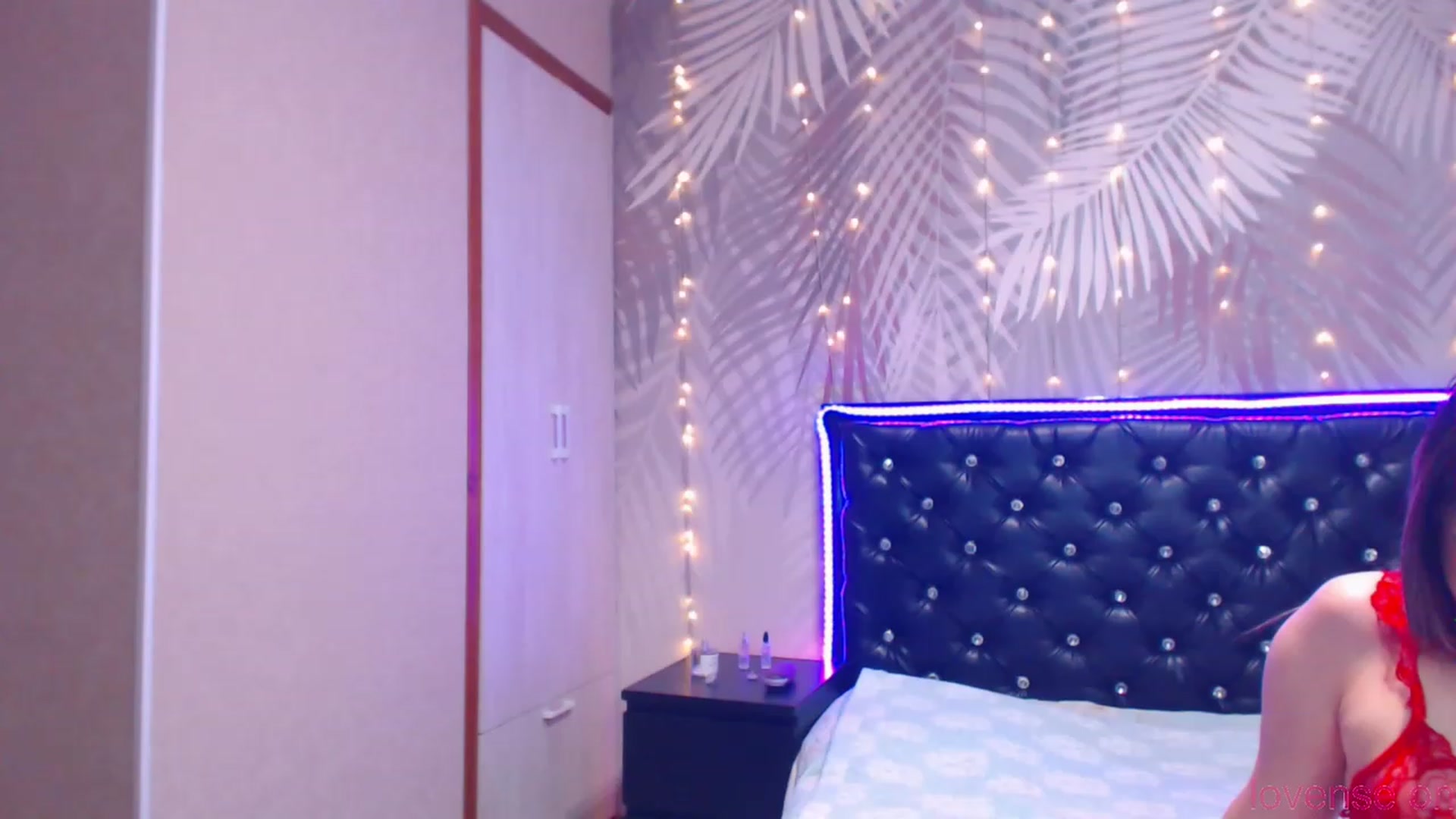 Gallery image thumbnail from MiraKyong's myfreecams stream on, 12/28/2023, 02:23 image 12 of 20