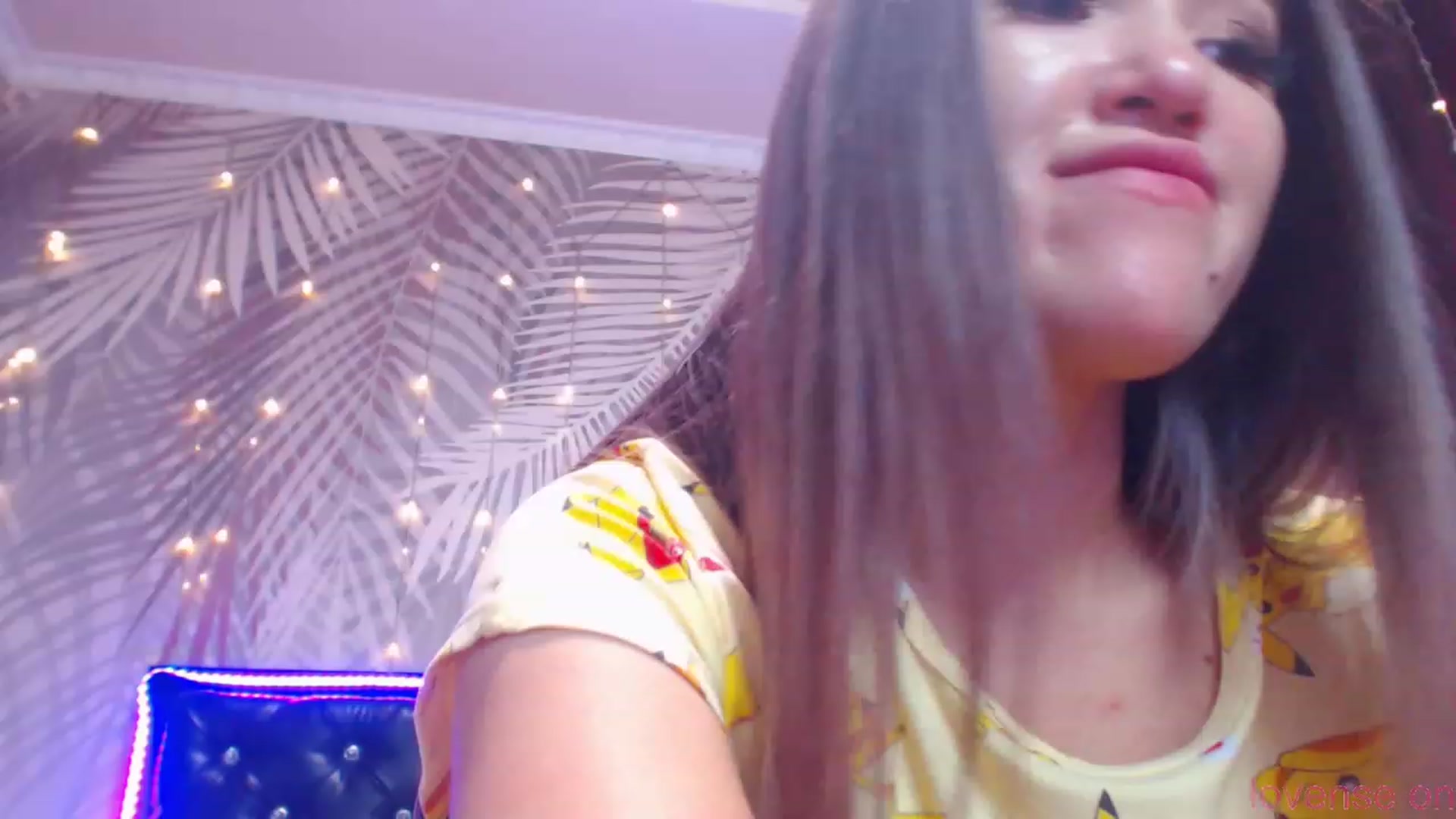 Gallery image thumbnail from MiraKyong's myfreecams stream on, 12/28/2023, 07:04 image 15 of 20