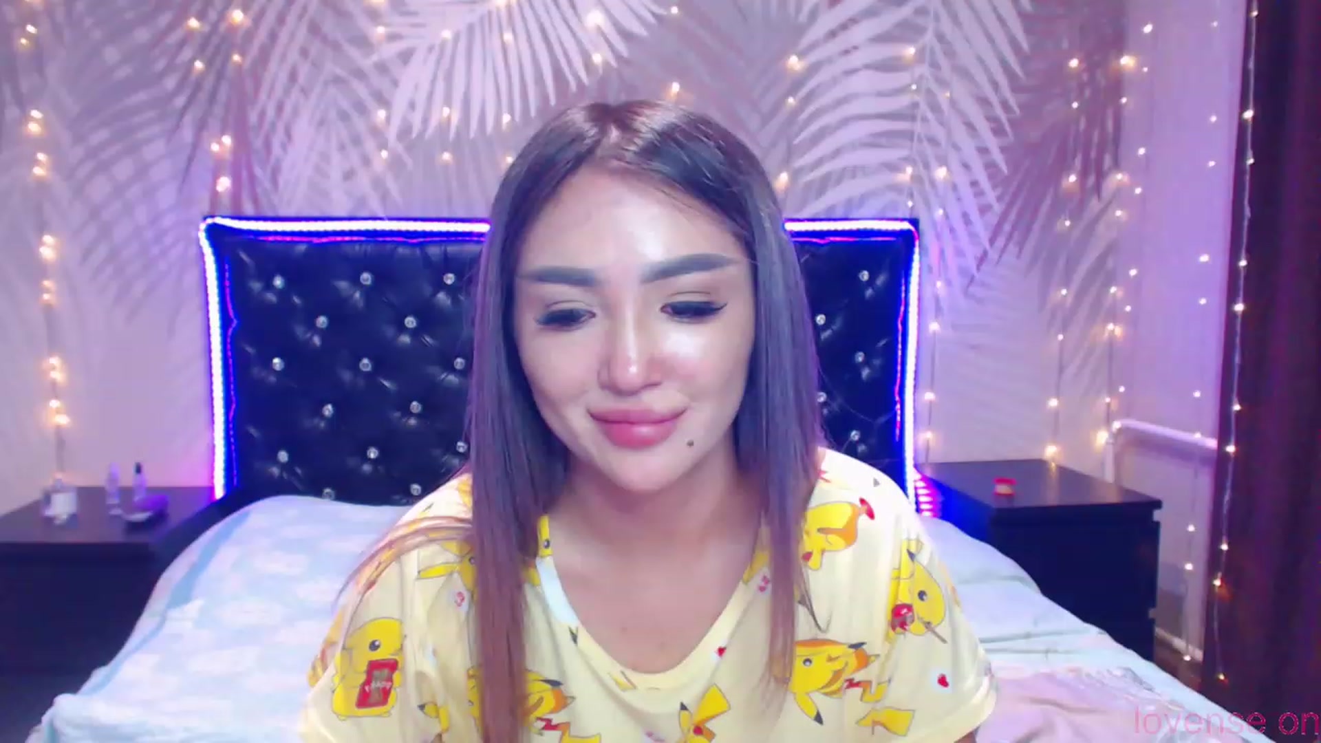 Gallery image thumbnail from MiraKyong's myfreecams stream on, 12/28/2023, 07:04 image 3 of 20