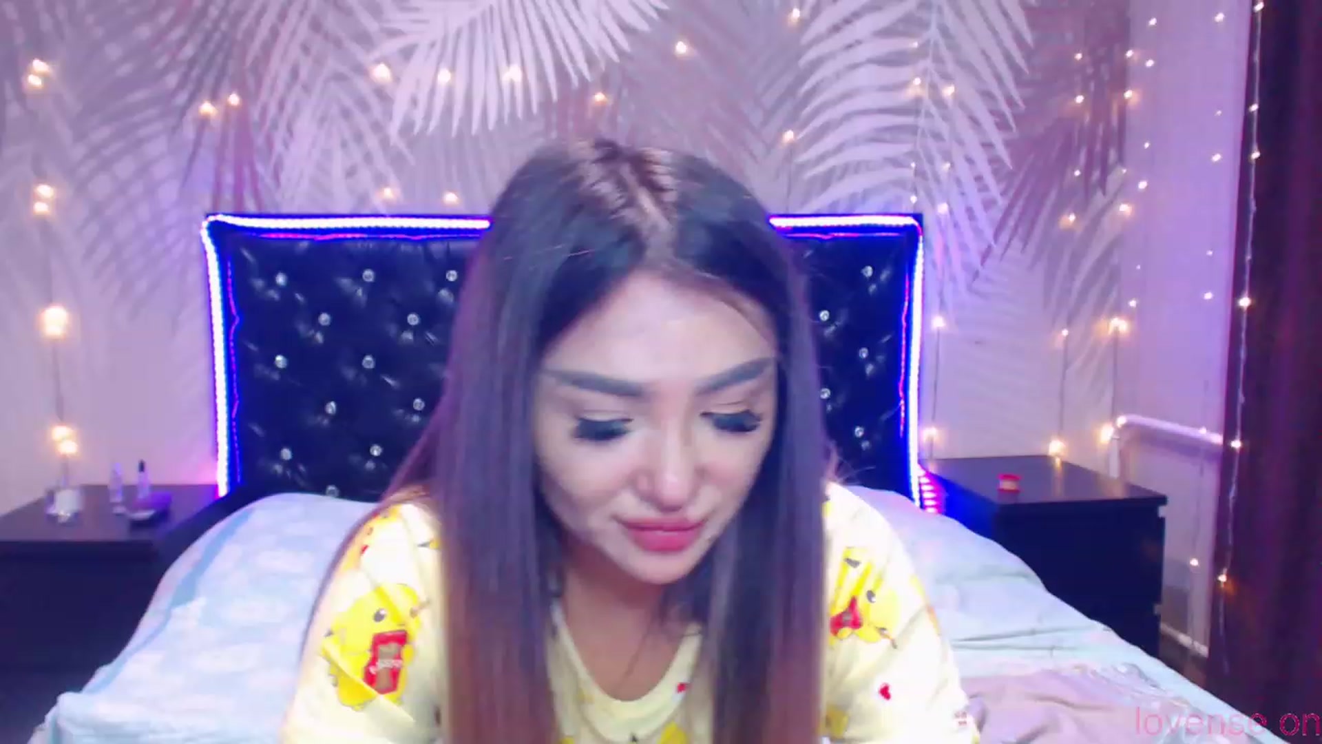 Gallery image thumbnail from MiraKyong's myfreecams stream on, 12/28/2023, 07:04 image 5 of 20