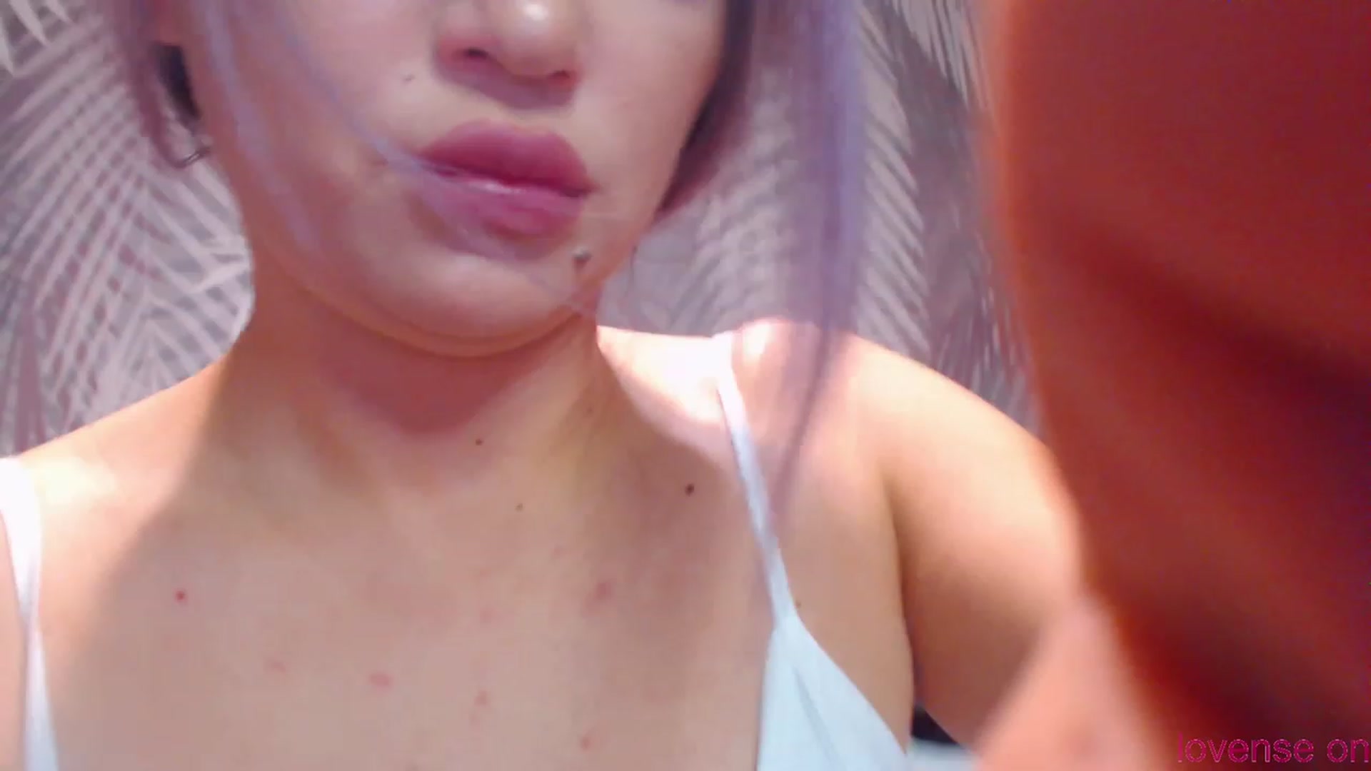 Gallery image thumbnail from MiraKyong's myfreecams stream on, 12/31/2023, 24:39 image 8 of 20