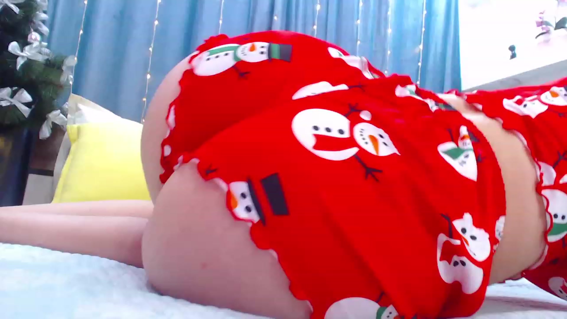 Gallery image thumbnail from MiraKyong's myfreecams stream on, 01/01/2024, 04:37 image 13 of 20