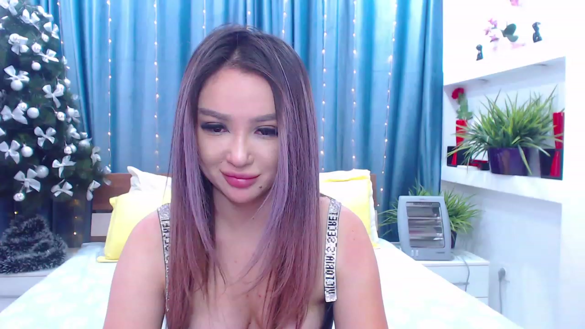 Gallery image thumbnail from MiraKyong's myfreecams stream on, 01/02/2024, 02:22 image 6 of 20