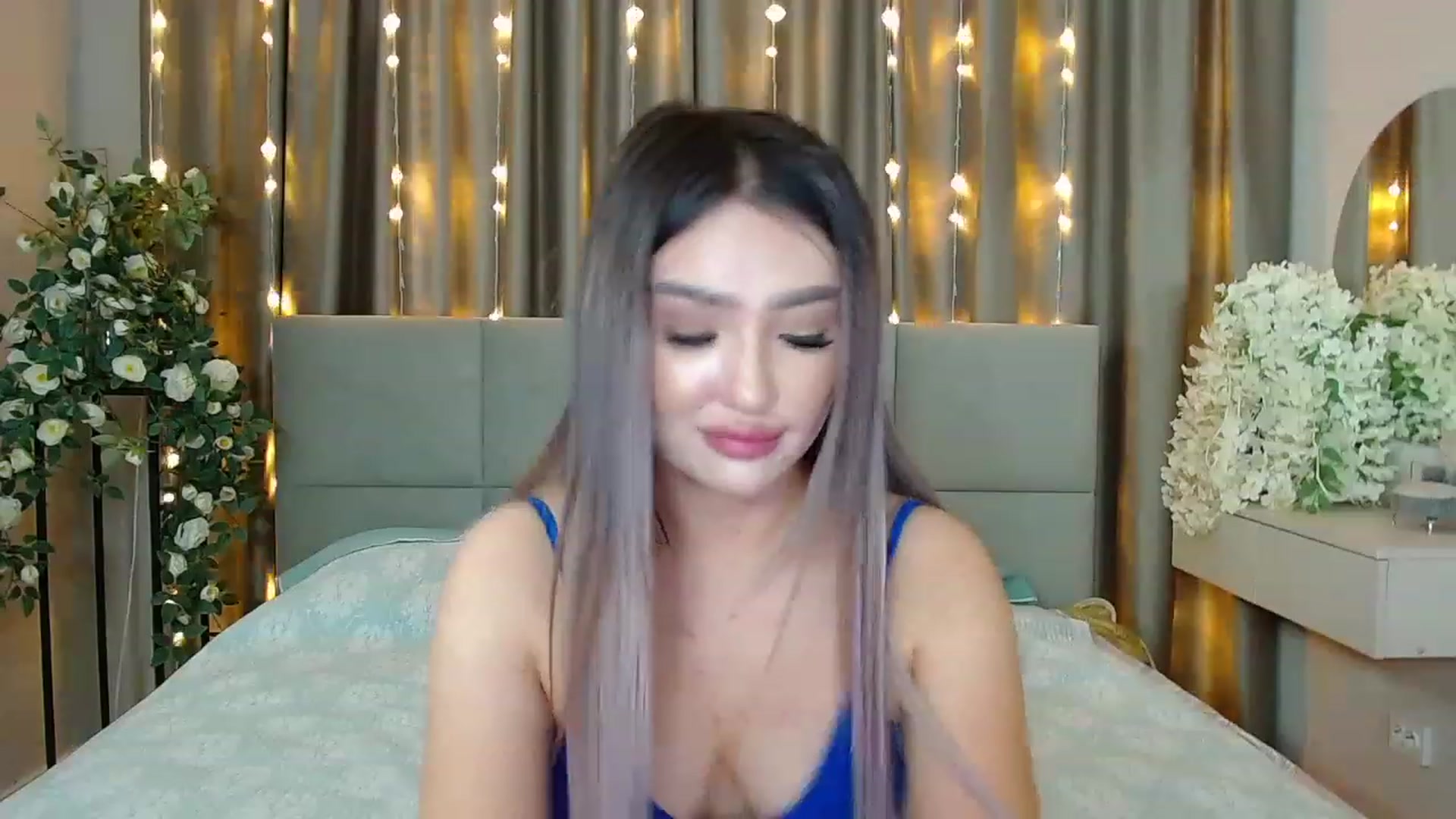 Gallery image thumbnail from MiraKyong's myfreecams stream on, 01/11/2024, 04:25 image 3 of 20