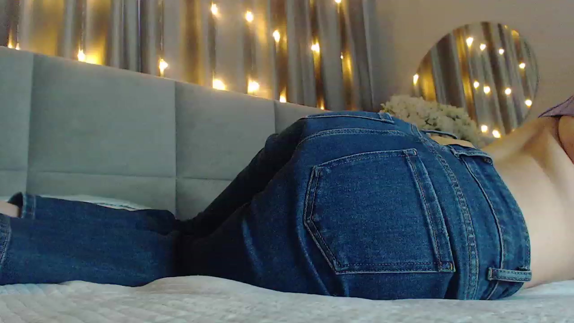 Gallery image thumbnail from MiraKyong's myfreecams stream on, 02/08/2024, 04:45 image 7 of 20