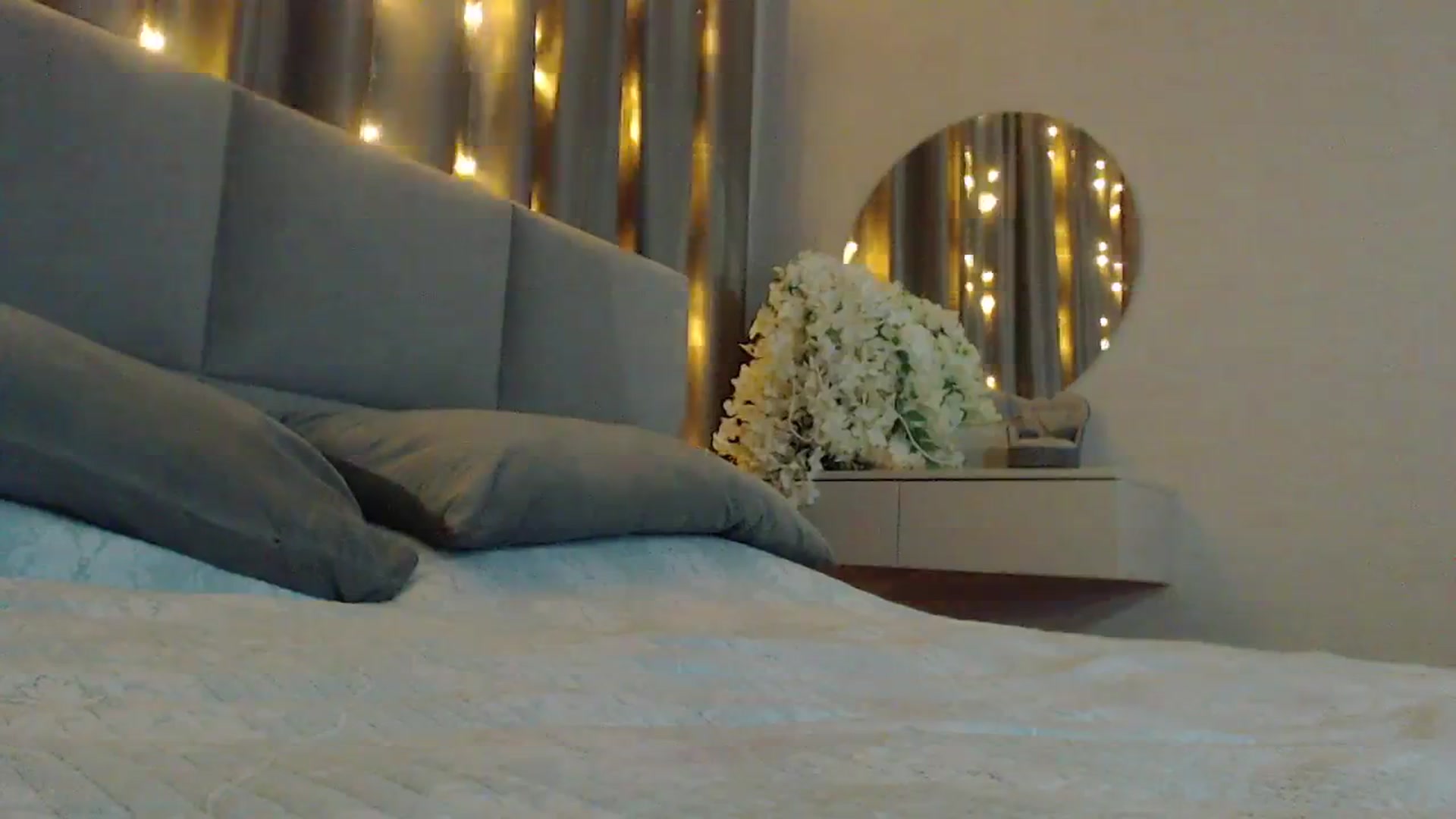 Gallery image thumbnail from MiraKyong's myfreecams stream on, 02/11/2024, 01:33 image 4 of 20