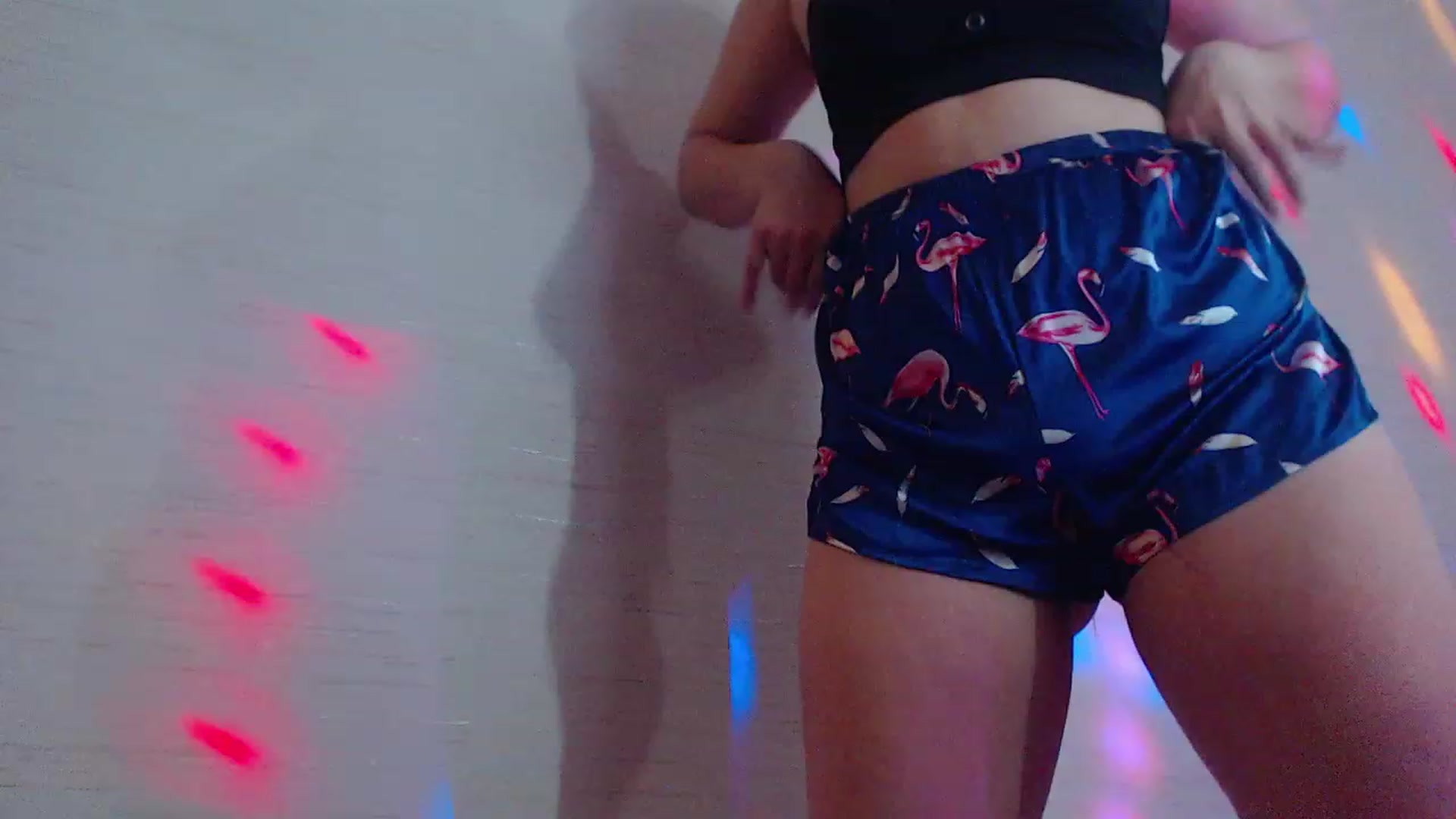 Gallery image thumbnail from MiraKyong's myfreecams stream on, 02/28/2024, 04:10 image 19 of 20