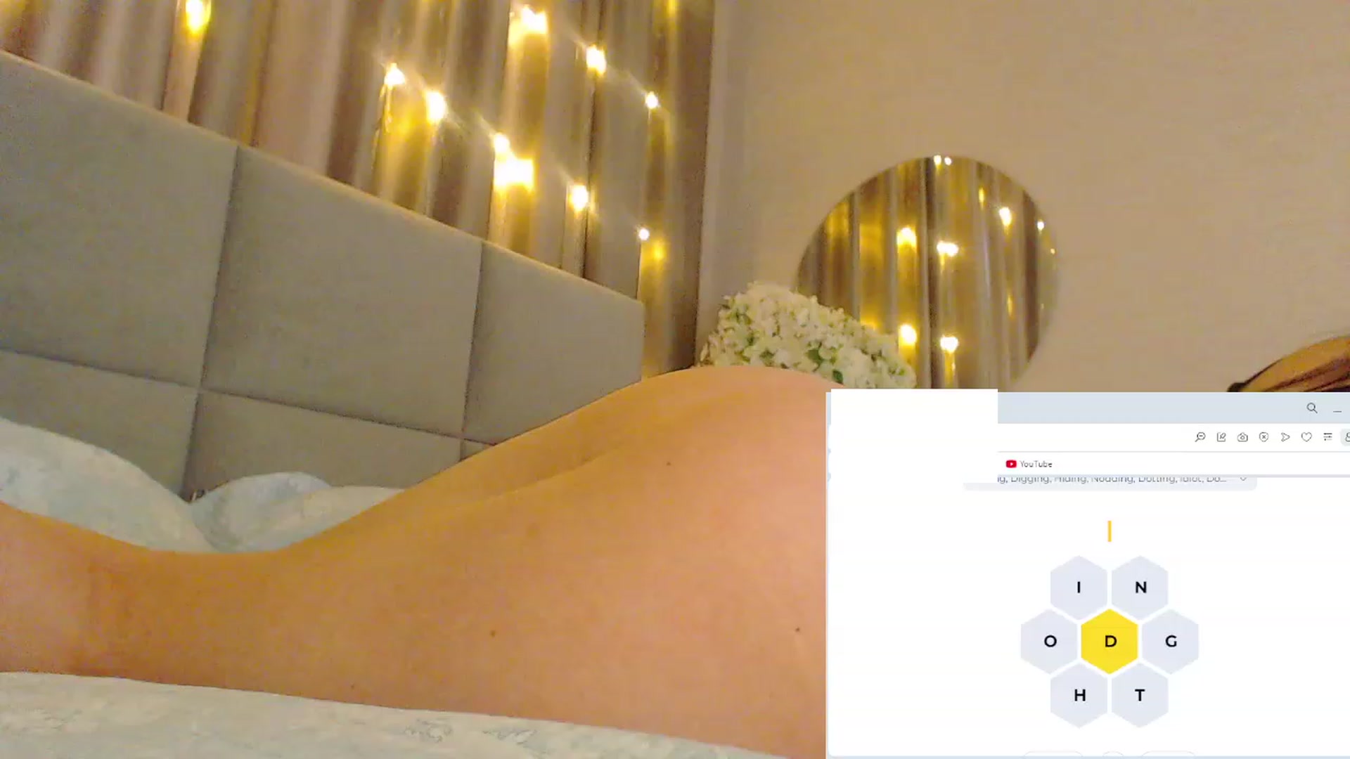 Gallery image thumbnail from MiraKyong's myfreecams stream on, 02/28/2024, 07:04 image 18 of 20