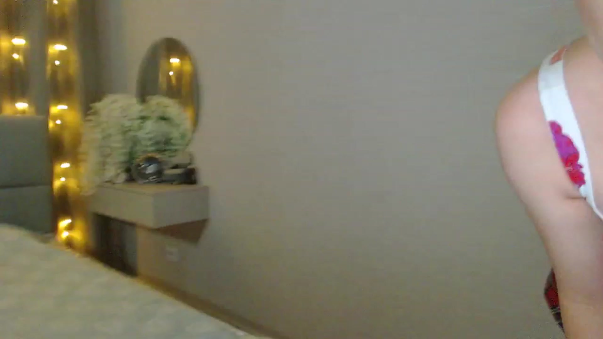 Gallery image thumbnail from MiraKyong's myfreecams stream on, 03/01/2024, 02:41 image 7 of 20