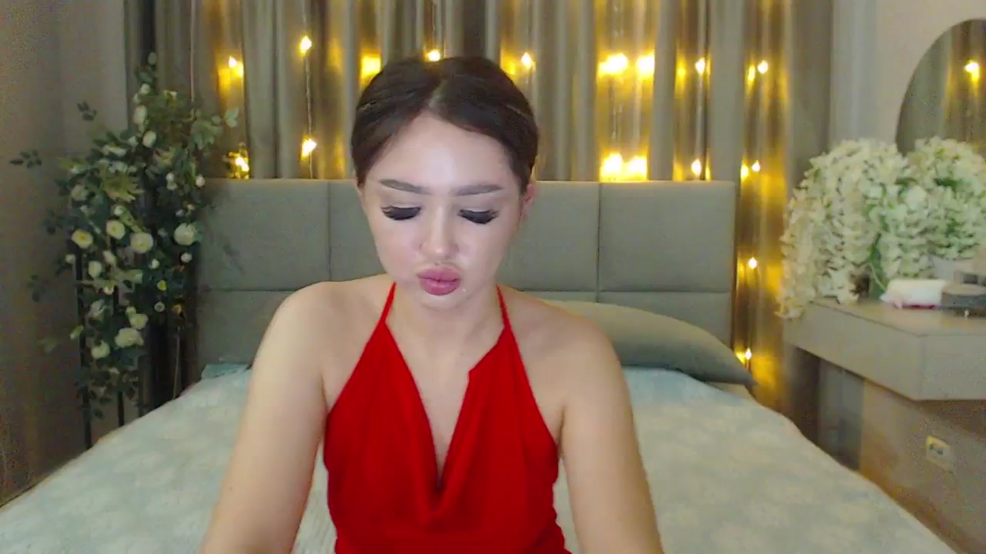 Gallery image thumbnail from MiraKyong's myfreecams stream on, 03/07/2024, 02:50 image 8 of 20