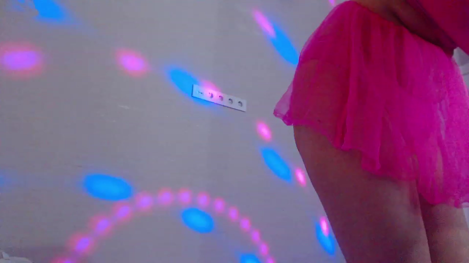 Gallery image thumbnail from MiraKyong's myfreecams stream on, 03/11/2024, 04:05 image 19 of 20