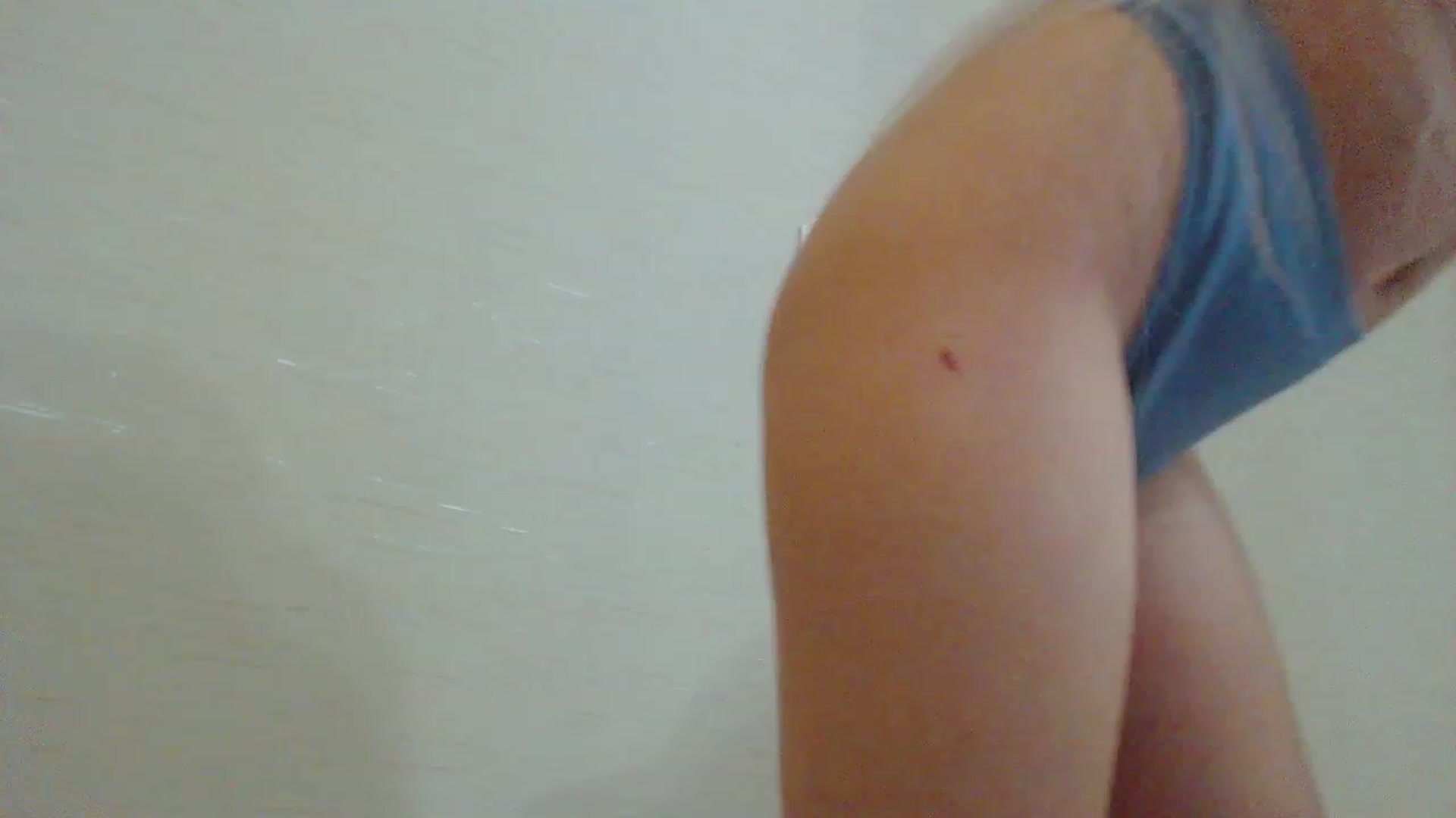 Gallery image thumbnail from MiraKyong's myfreecams stream on, 03/13/2024, 06:30 image 4 of 20