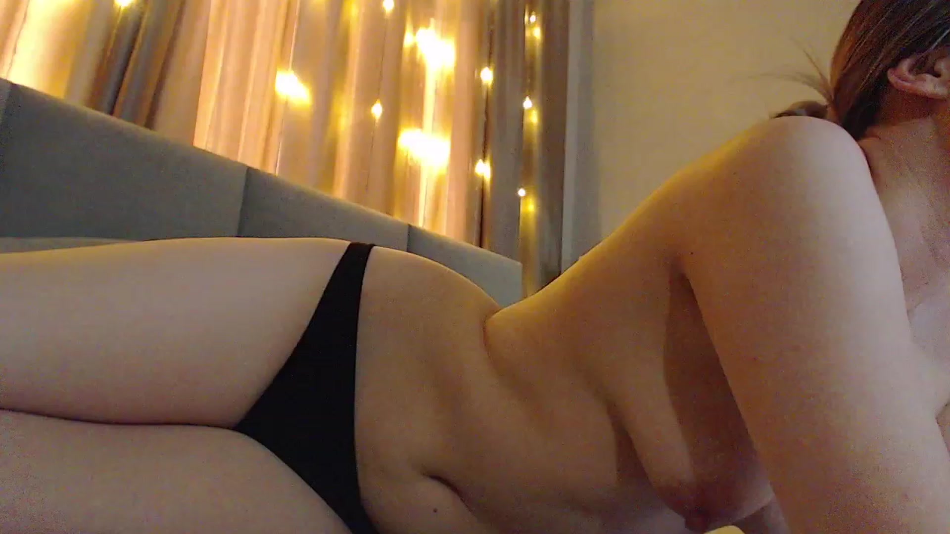 Gallery image thumbnail from MiraKyong's myfreecams stream on, 03/17/2024, 02:19 image 10 of 20