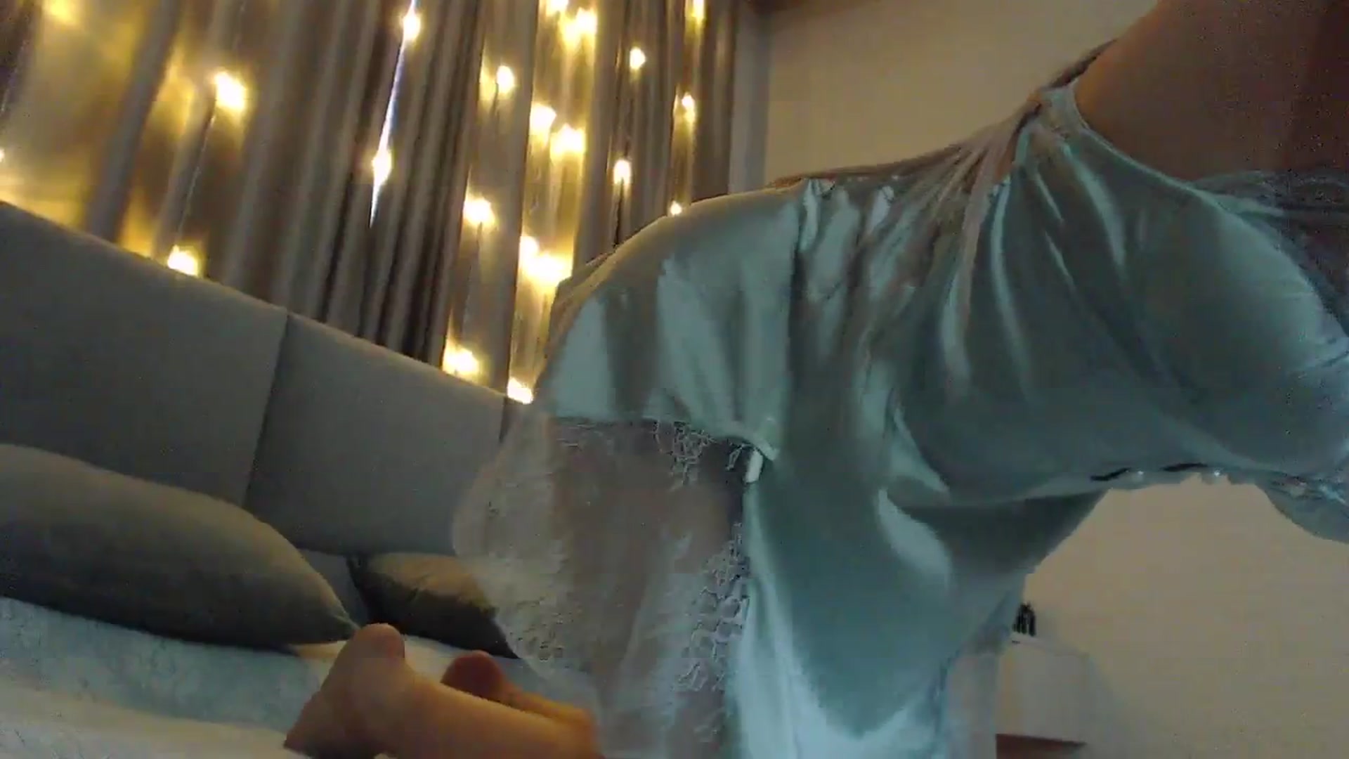 Gallery image thumbnail from MiraKyong's myfreecams stream on, 03/21/2024, 03:04 image 5 of 20