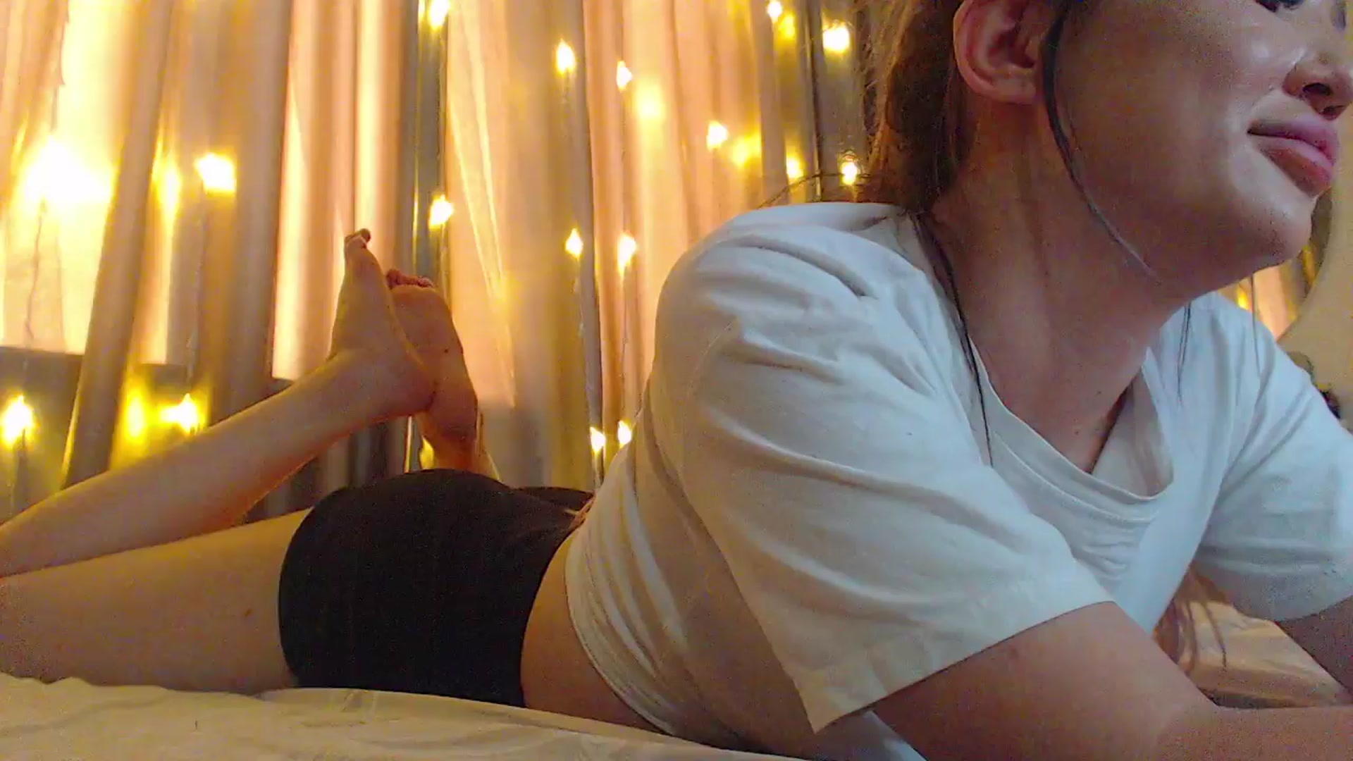 Gallery image thumbnail from MiraKyong's myfreecams stream on, 03/24/2024, 03:17 image 20 of 20