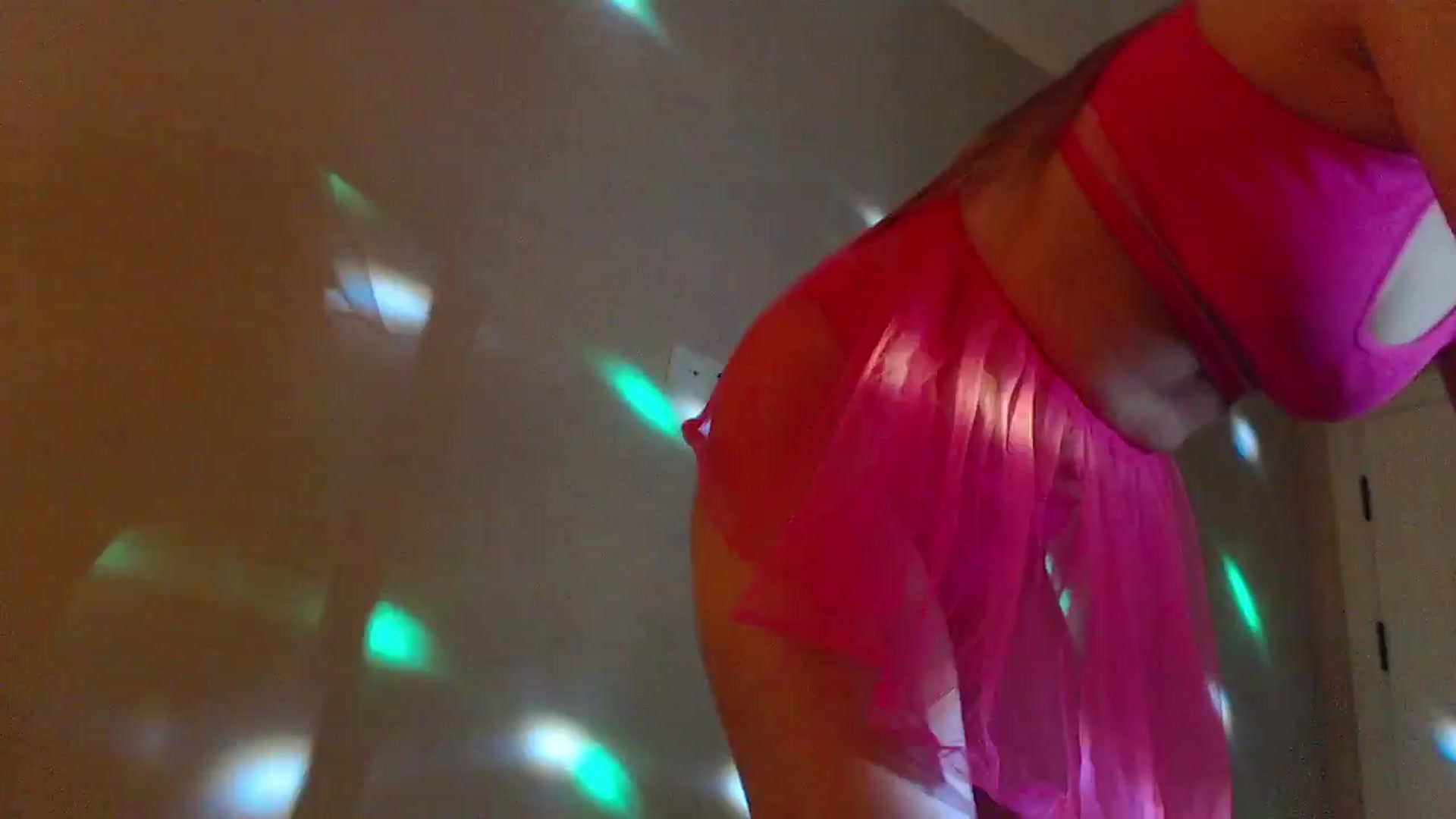 Gallery image thumbnail from MiraKyong's myfreecams stream on, 03/26/2024, 01:31 image 12 of 20