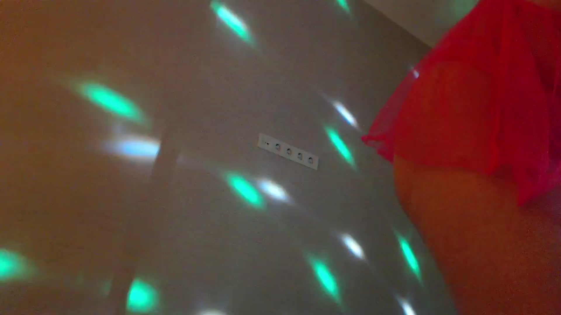 Gallery image thumbnail from MiraKyong's myfreecams stream on, 03/26/2024, 01:31 image 15 of 20