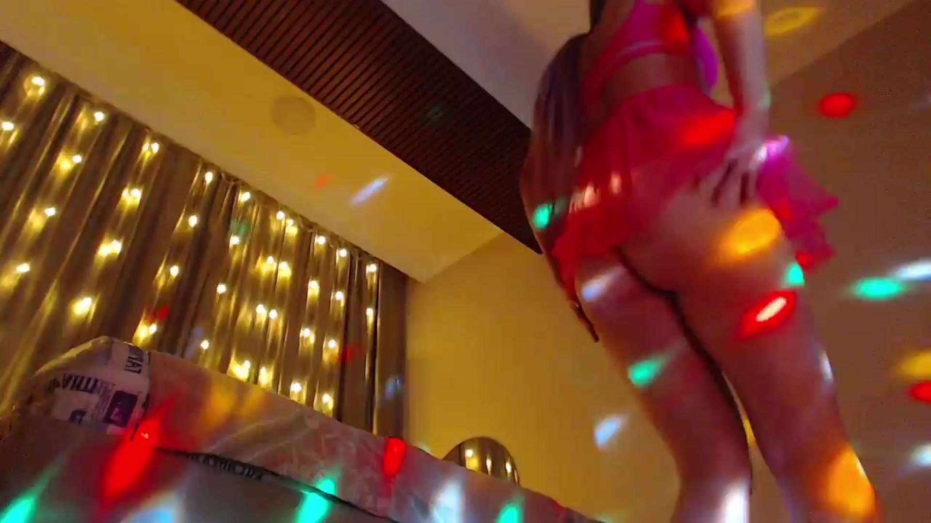 Gallery image thumbnail from MiraKyong's myfreecams stream on, 03/26/2024, 01:31 image 7 of 20