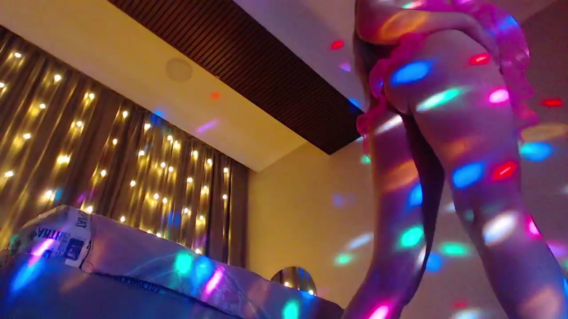 Gallery image thumbnail from MiraKyong's myfreecams stream on, 03/26/2024, 01:31 image 8 of 20