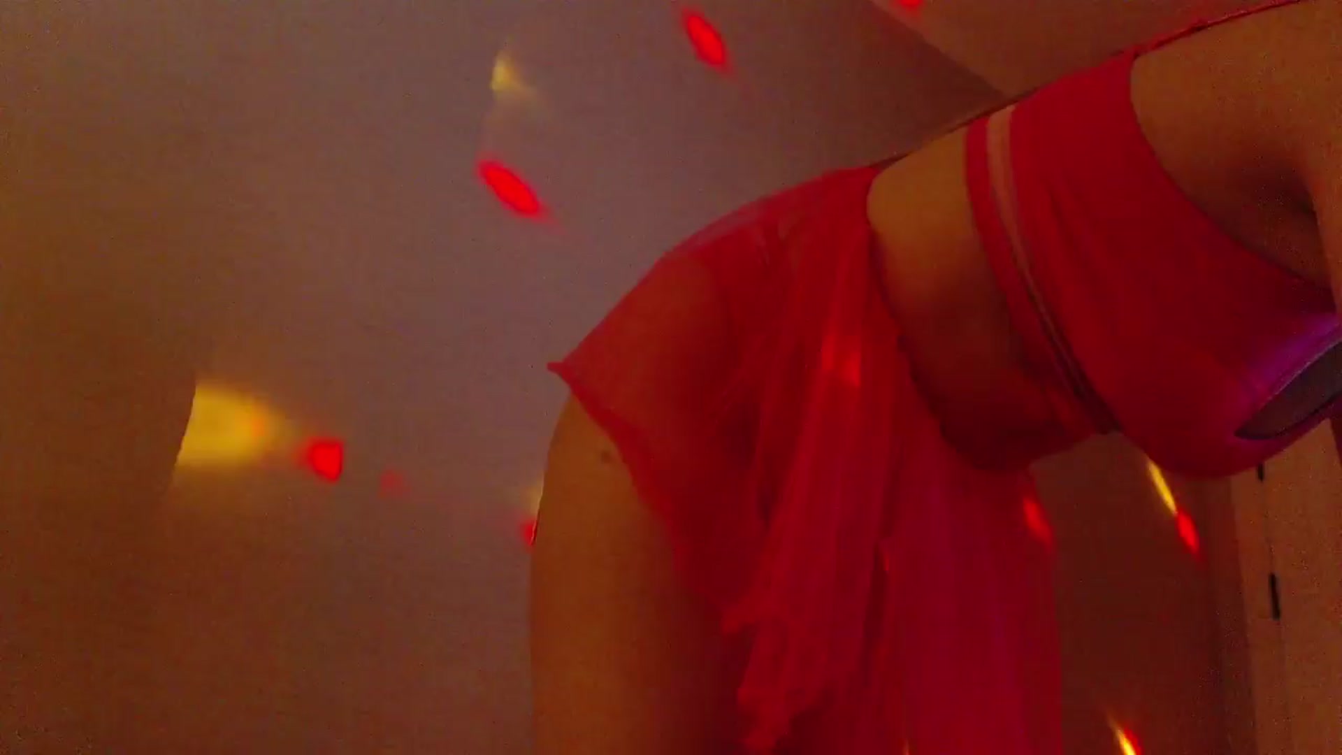 Gallery image thumbnail from MiraKyong's myfreecams stream on, 03/26/2024, 01:31 image 13 of 20