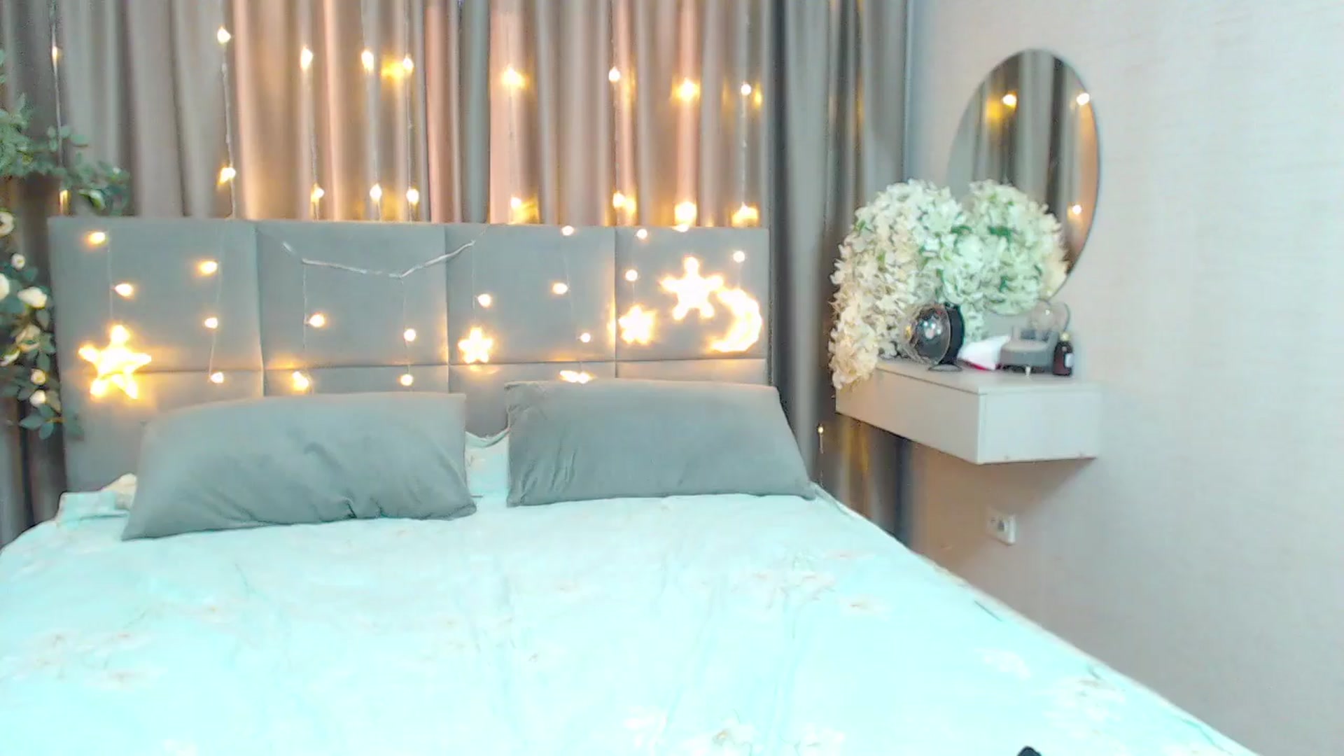 Gallery image thumbnail from MiraKyong's myfreecams stream on, 03/28/2024, 04:34 image 18 of 20