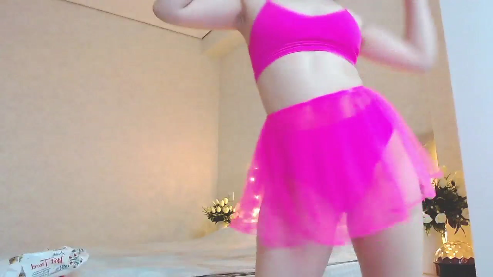 Gallery image thumbnail from MiraKyong's myfreecams stream on, 04/17/2024, 04:34 image 6 of 20