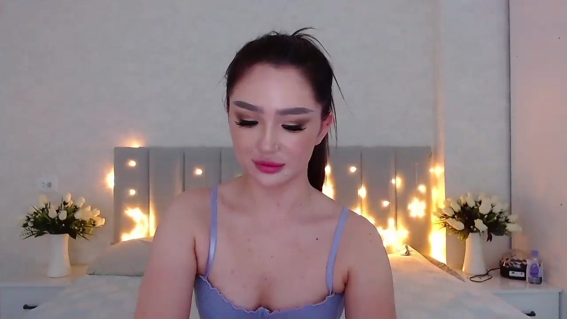 Gallery image thumbnail from MiraKyong's myfreecams stream on, 05/08/2024, 02:01 image 7 of 20